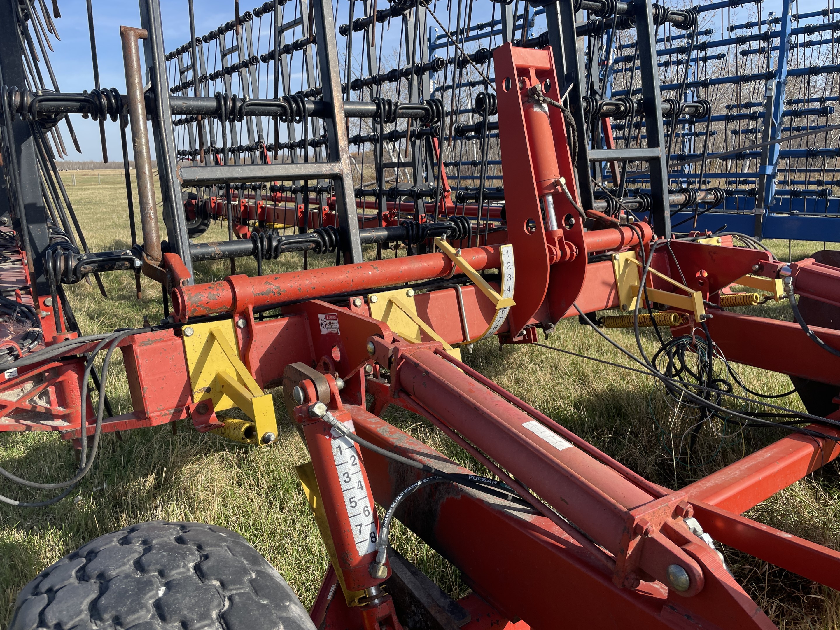 2004 Bourgault 7200-72 Harrow Heavy