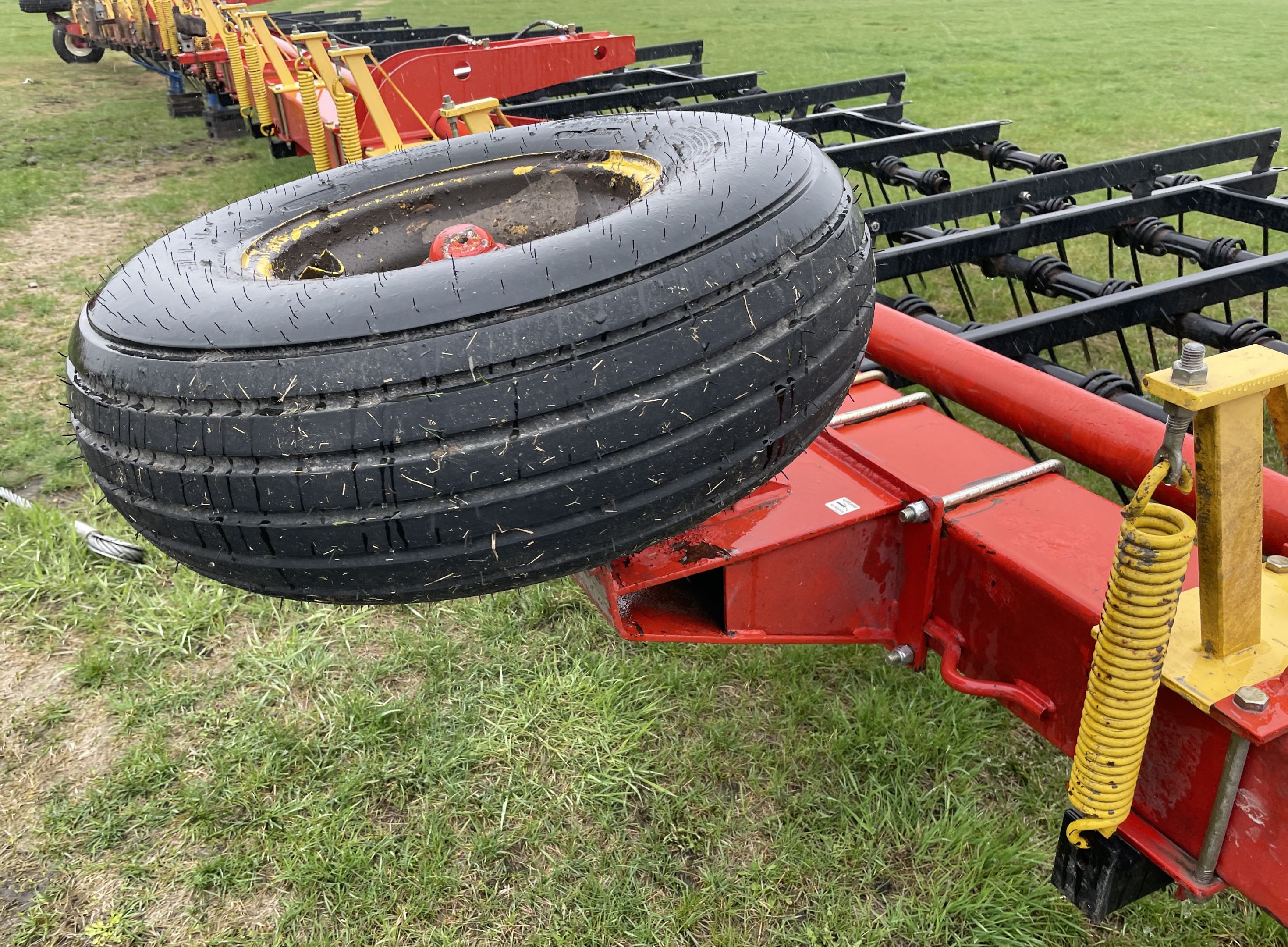 2004 Bourgault 7200-72 Harrow Heavy