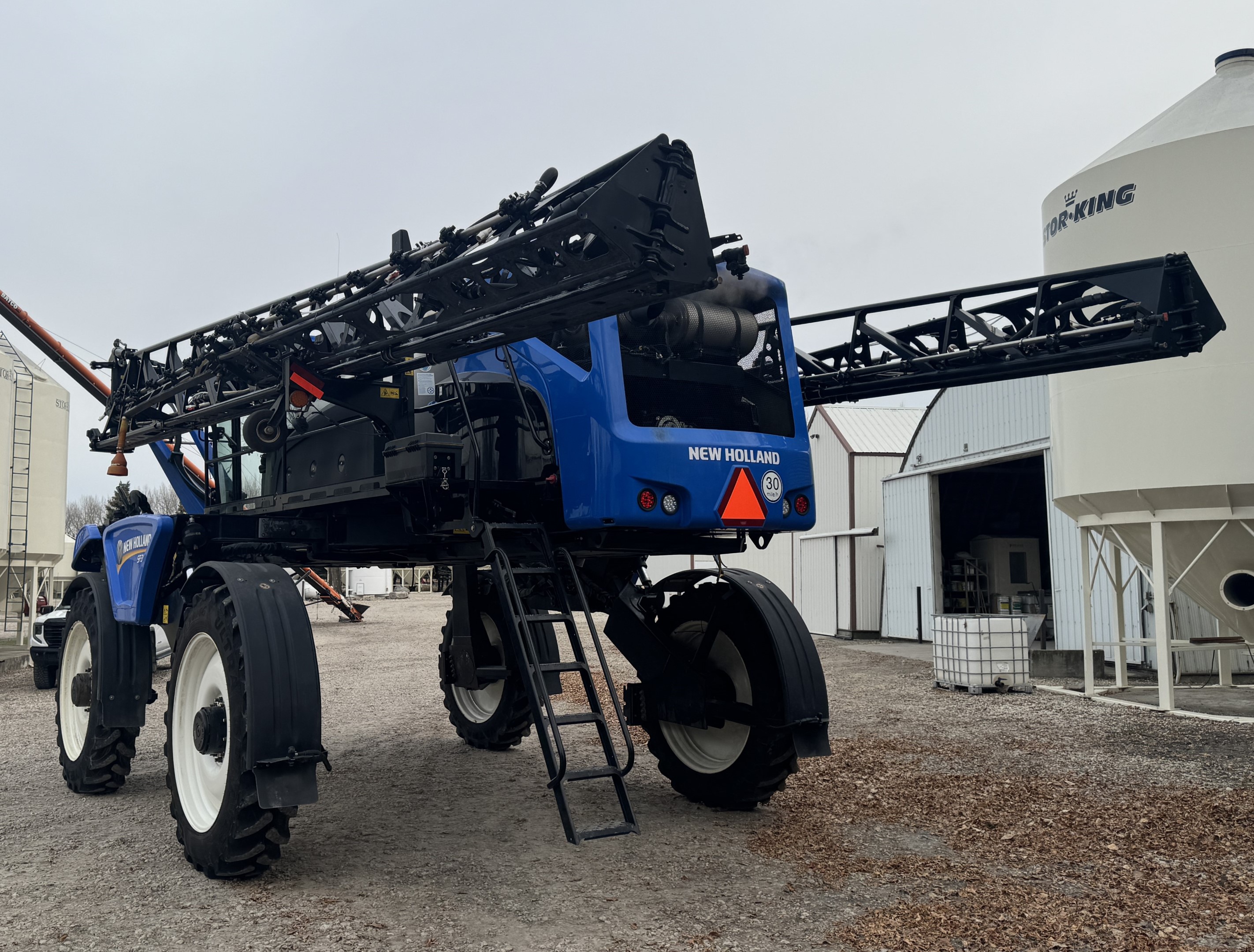 2020 New Holland SP.310F Sprayer/High Clearance