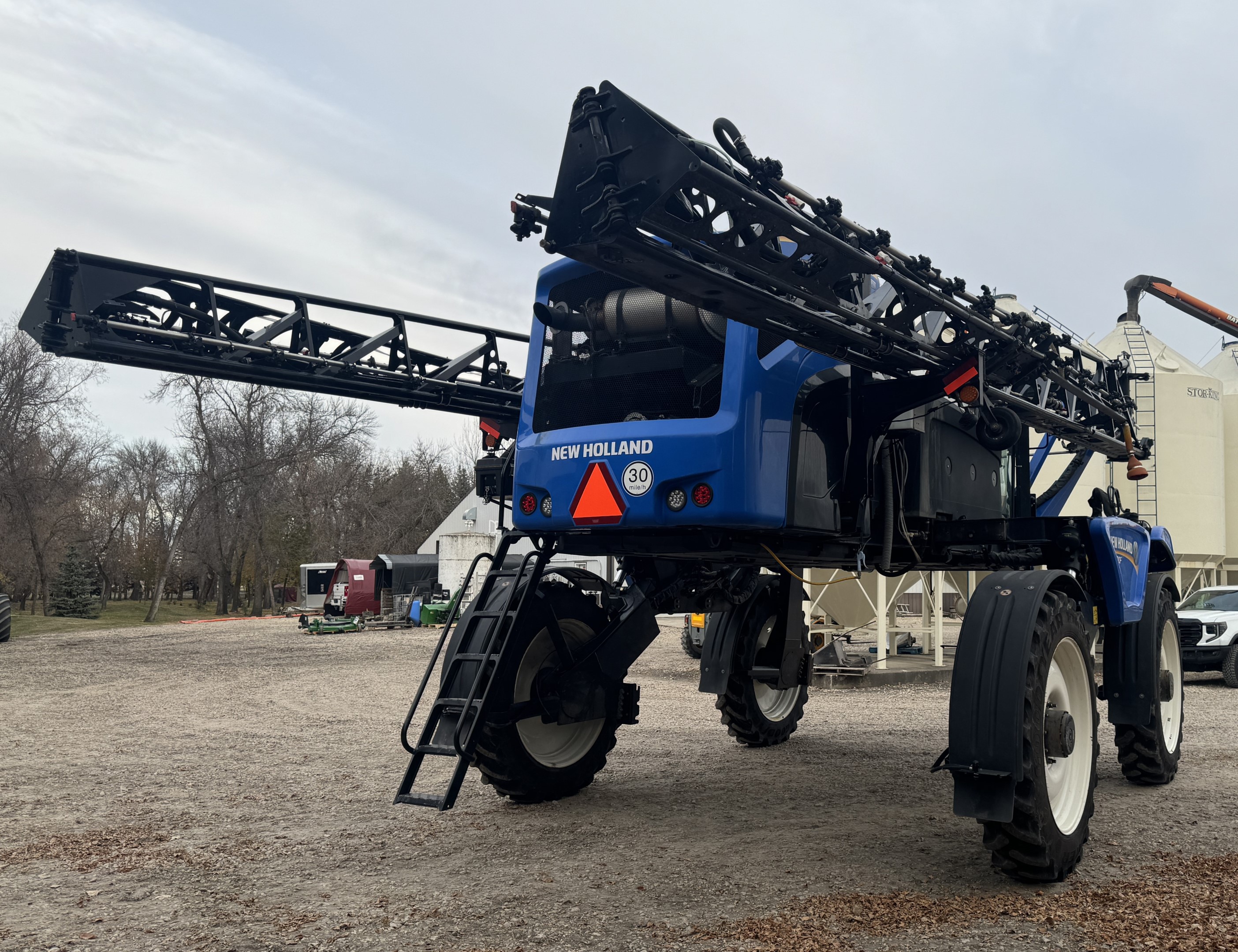 2020 New Holland SP.310F Sprayer/High Clearance