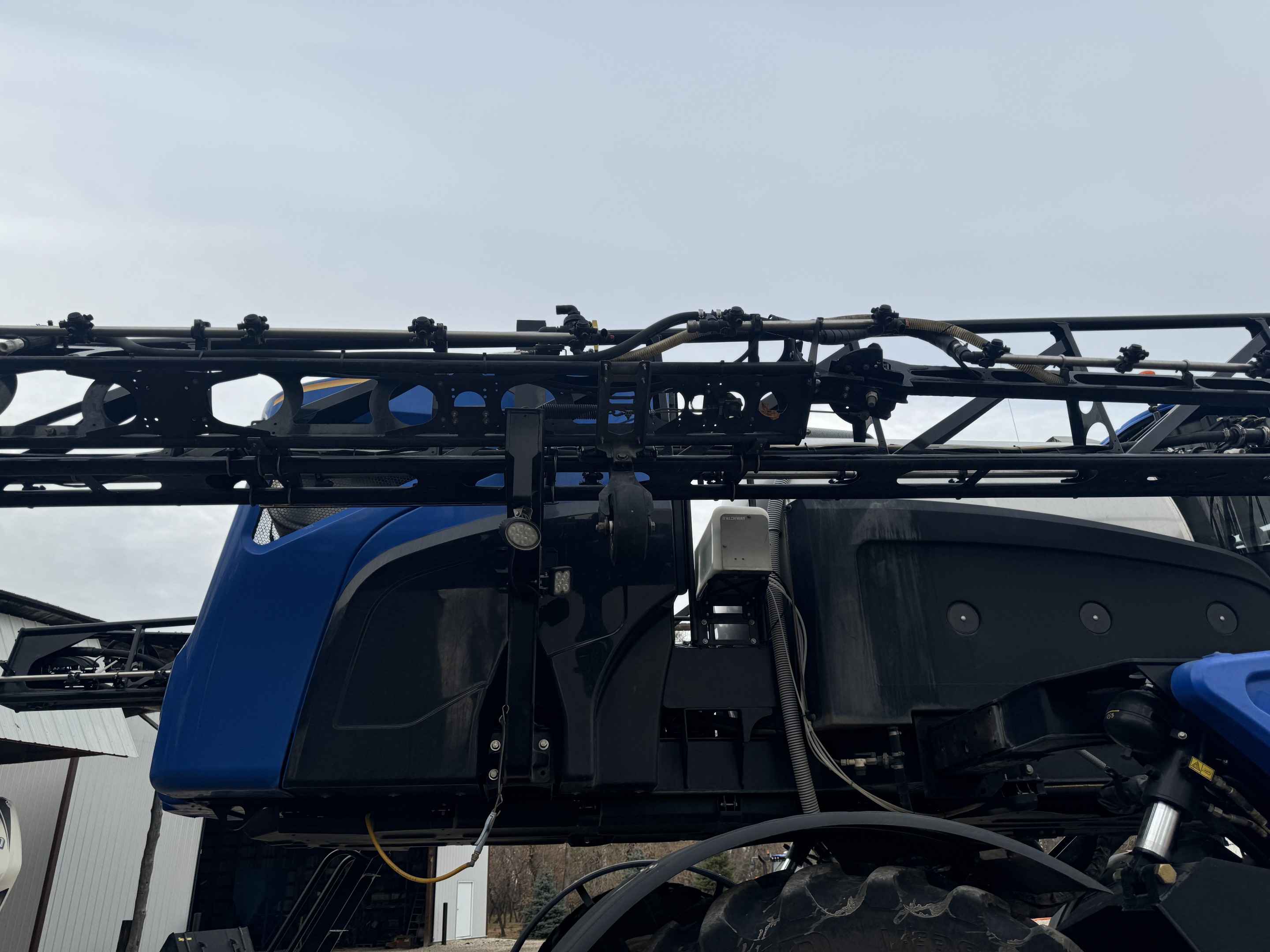 2020 New Holland SP.310F Sprayer/High Clearance