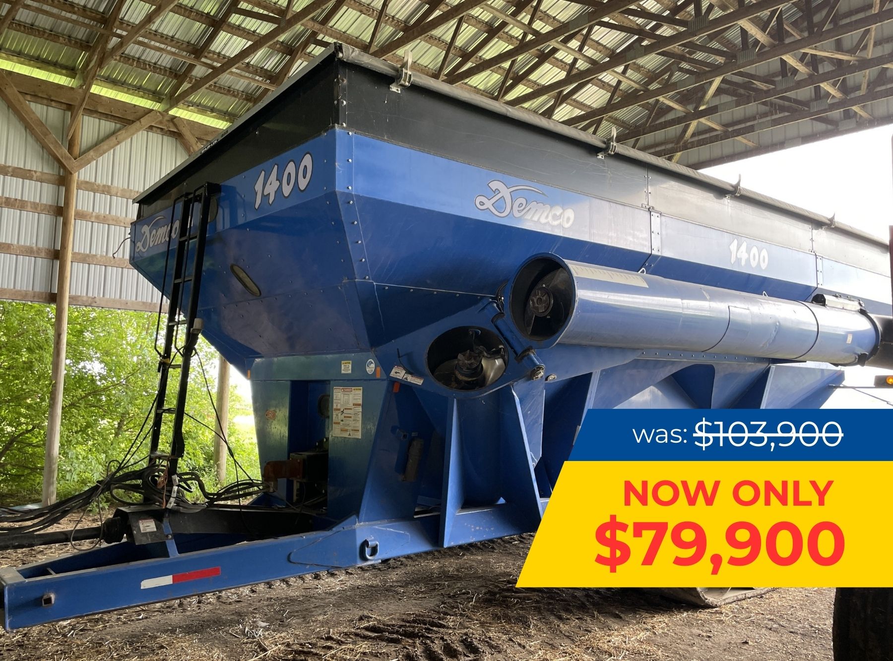 2014 Demco 1400 Grain Cart