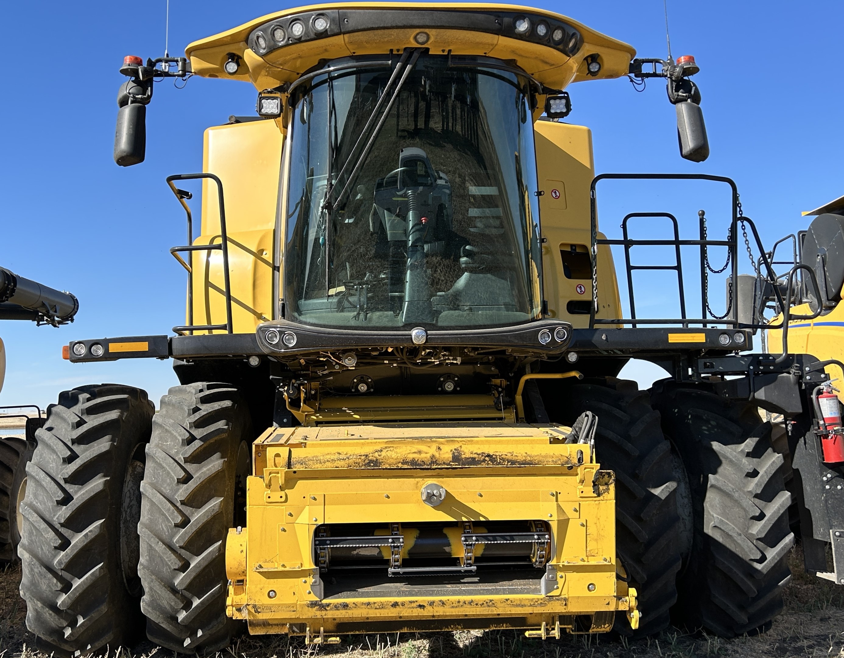 2024 New Holland CR9.90Z Combine