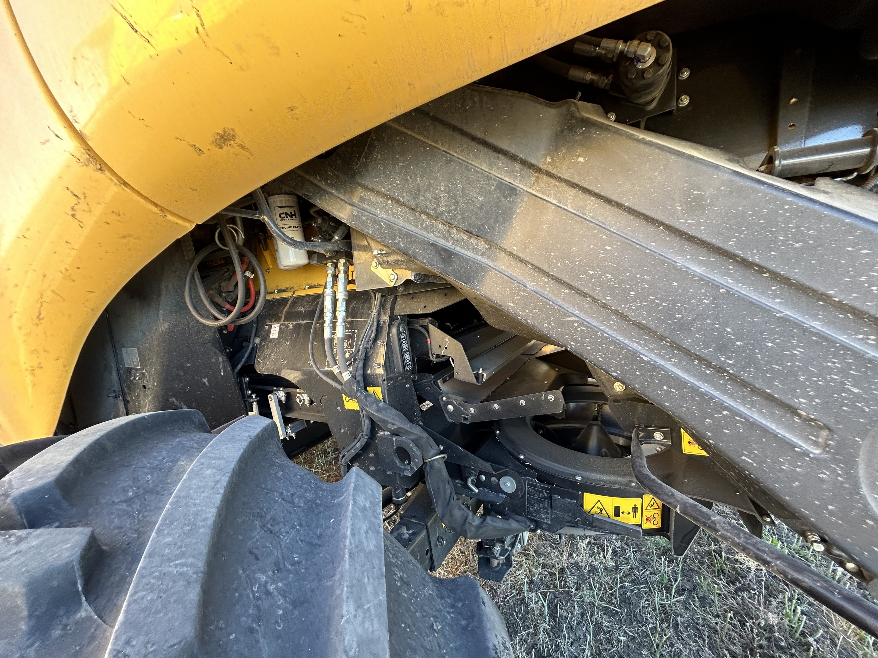 2024 New Holland CR9.90Z Combine