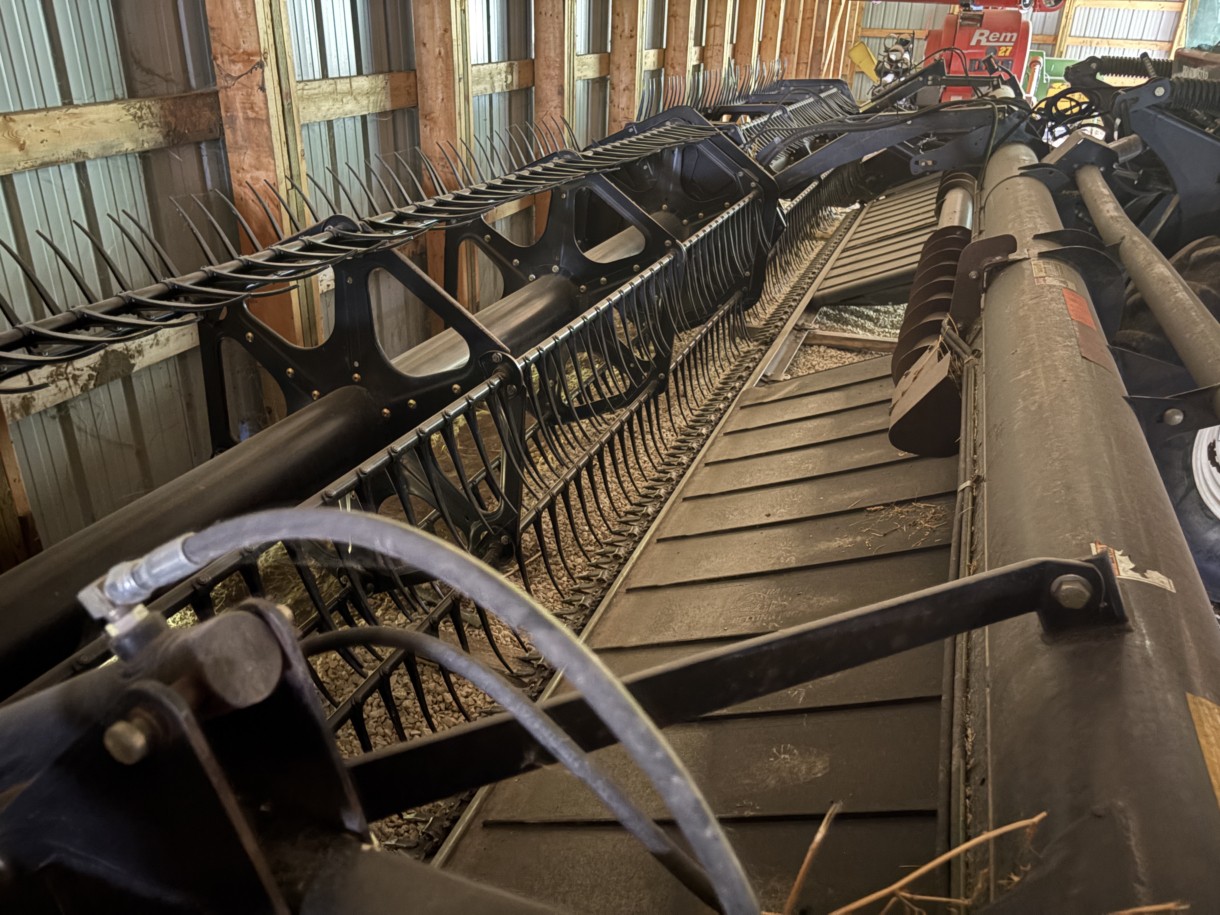 2005 Prairie Star 4952I Windrower