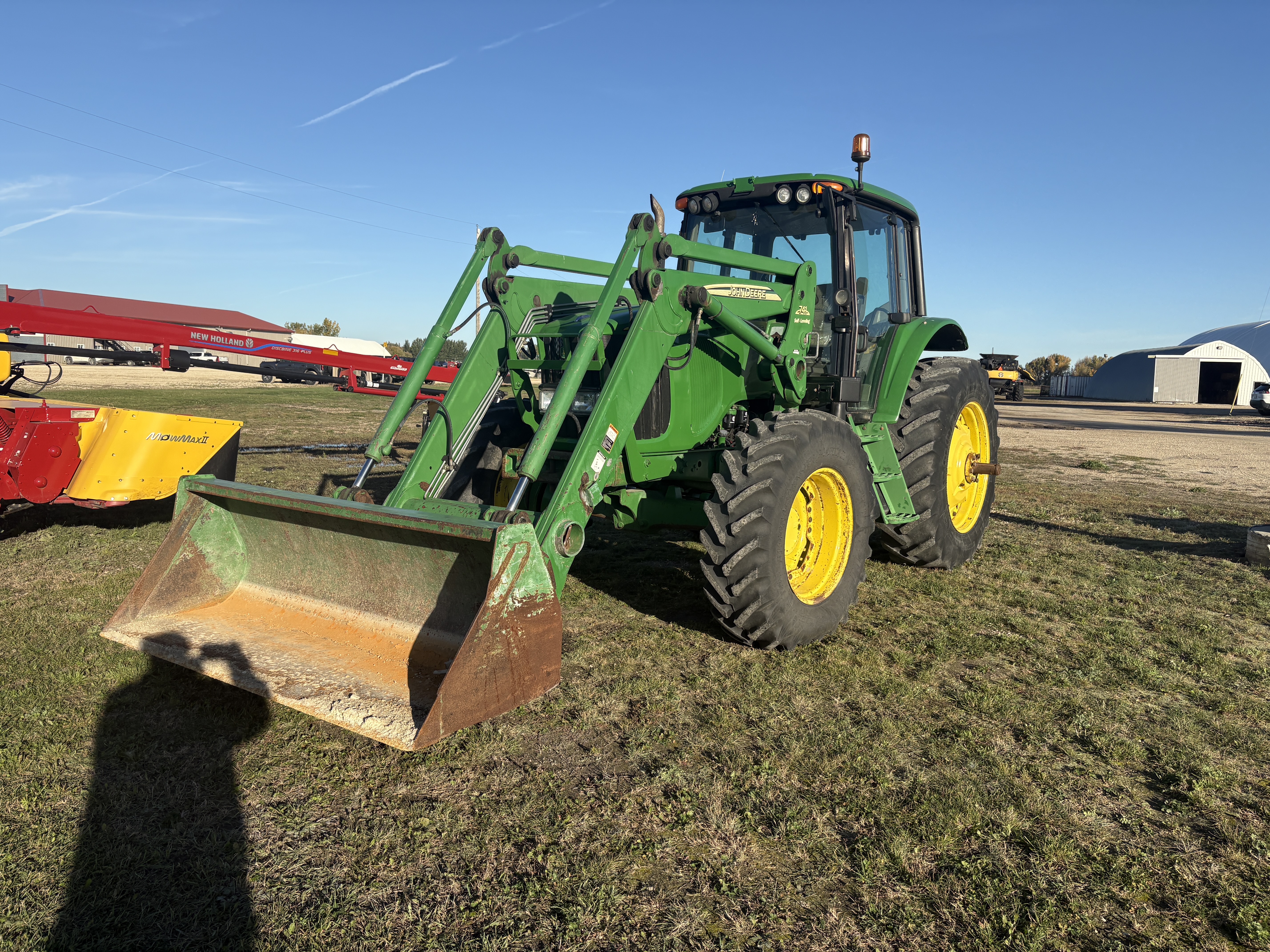 2004 John Deere 7420 Tractor