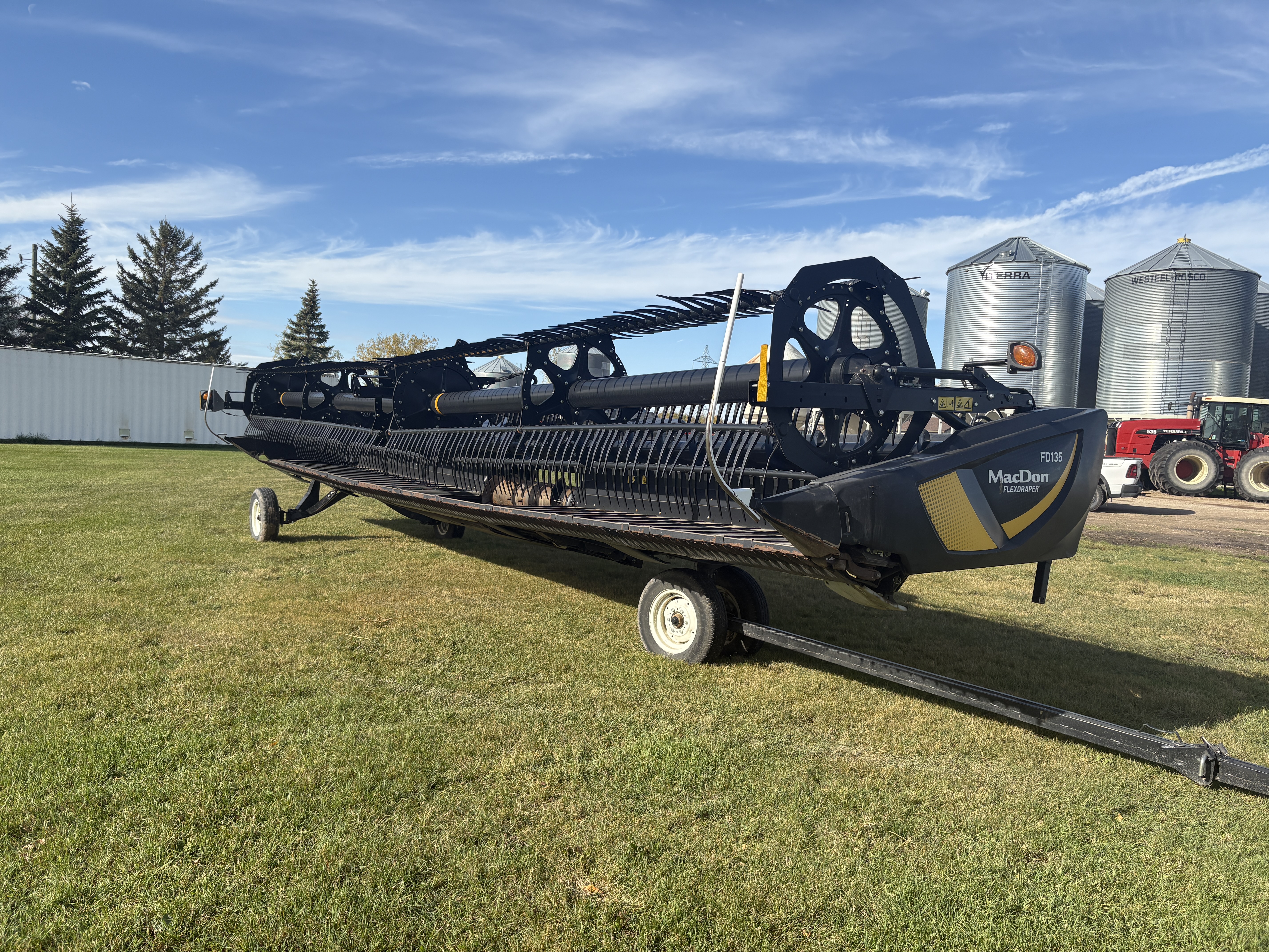 2021 MacDon FD135 Header Draper Flex