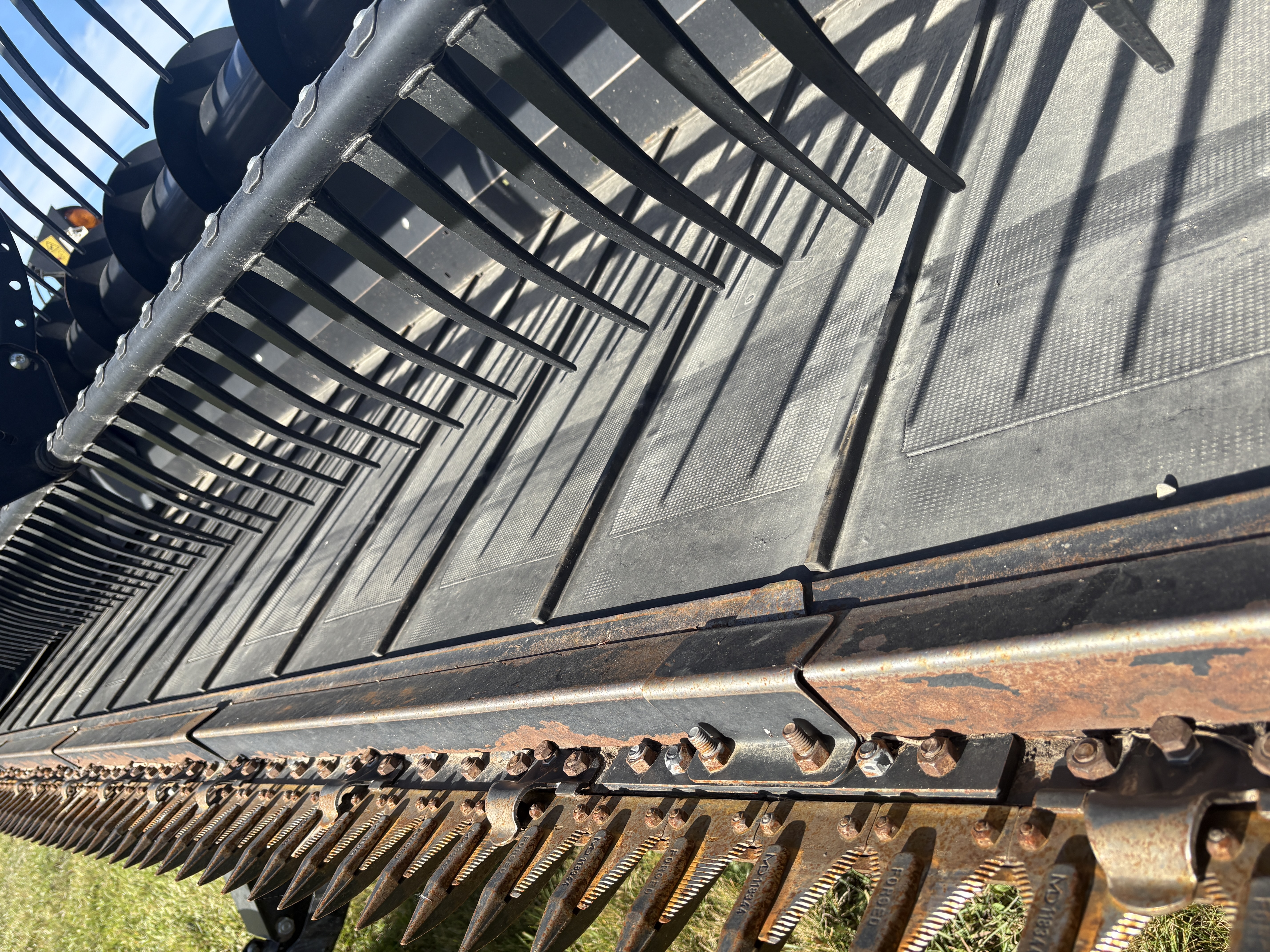 2021 MacDon FD135 Header Draper Flex