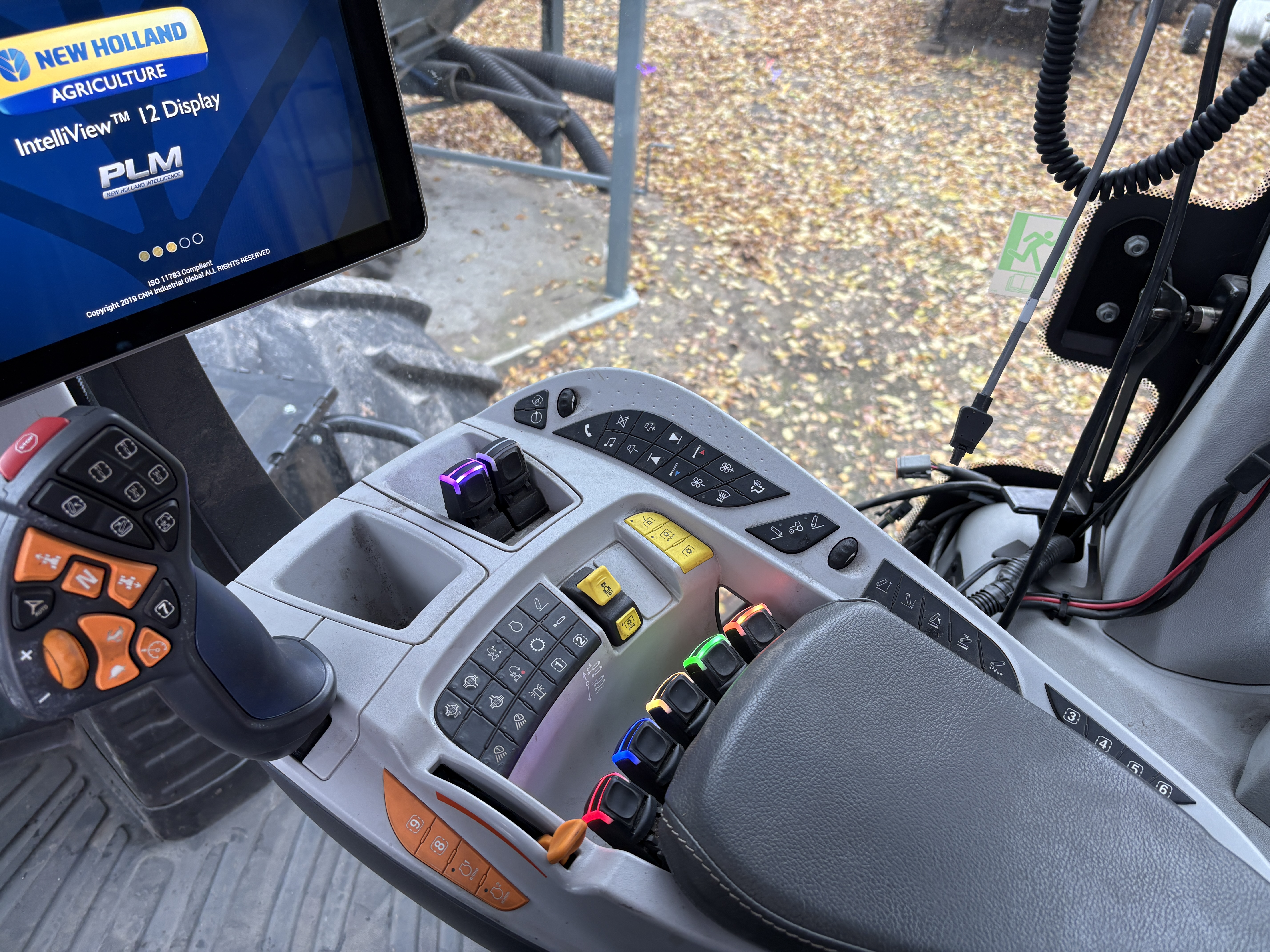 2024 New Holland T9.520 PLMI Tractor 4WD