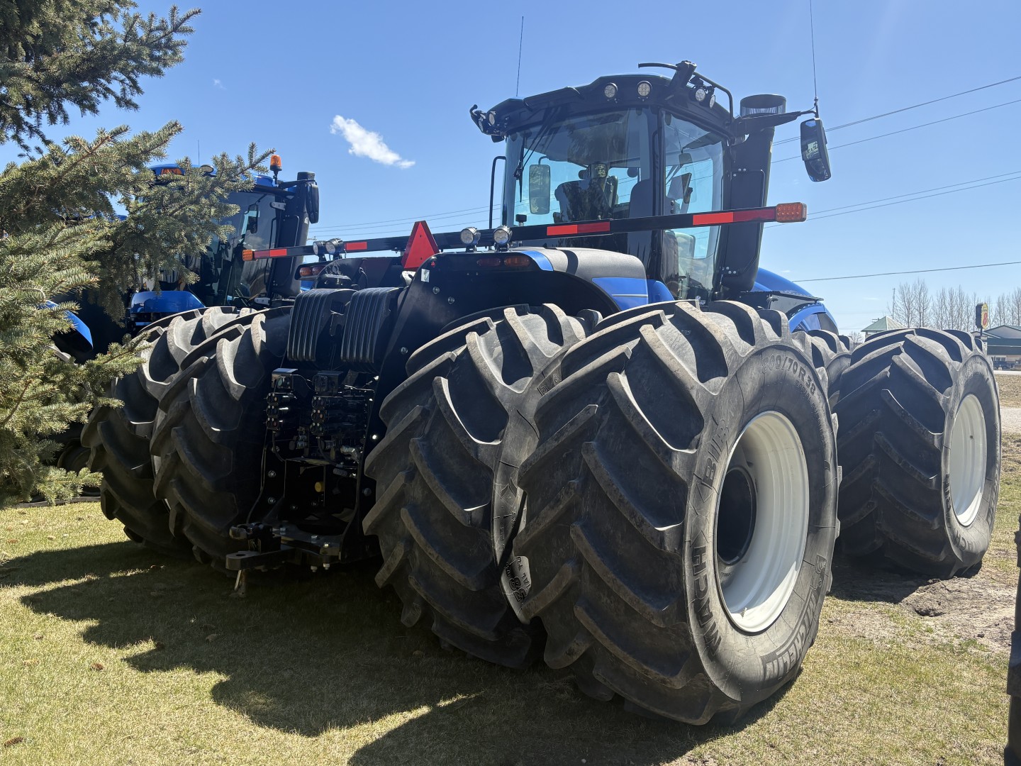 2024 New Holland T9.520 PLMI Tractor 4WD
