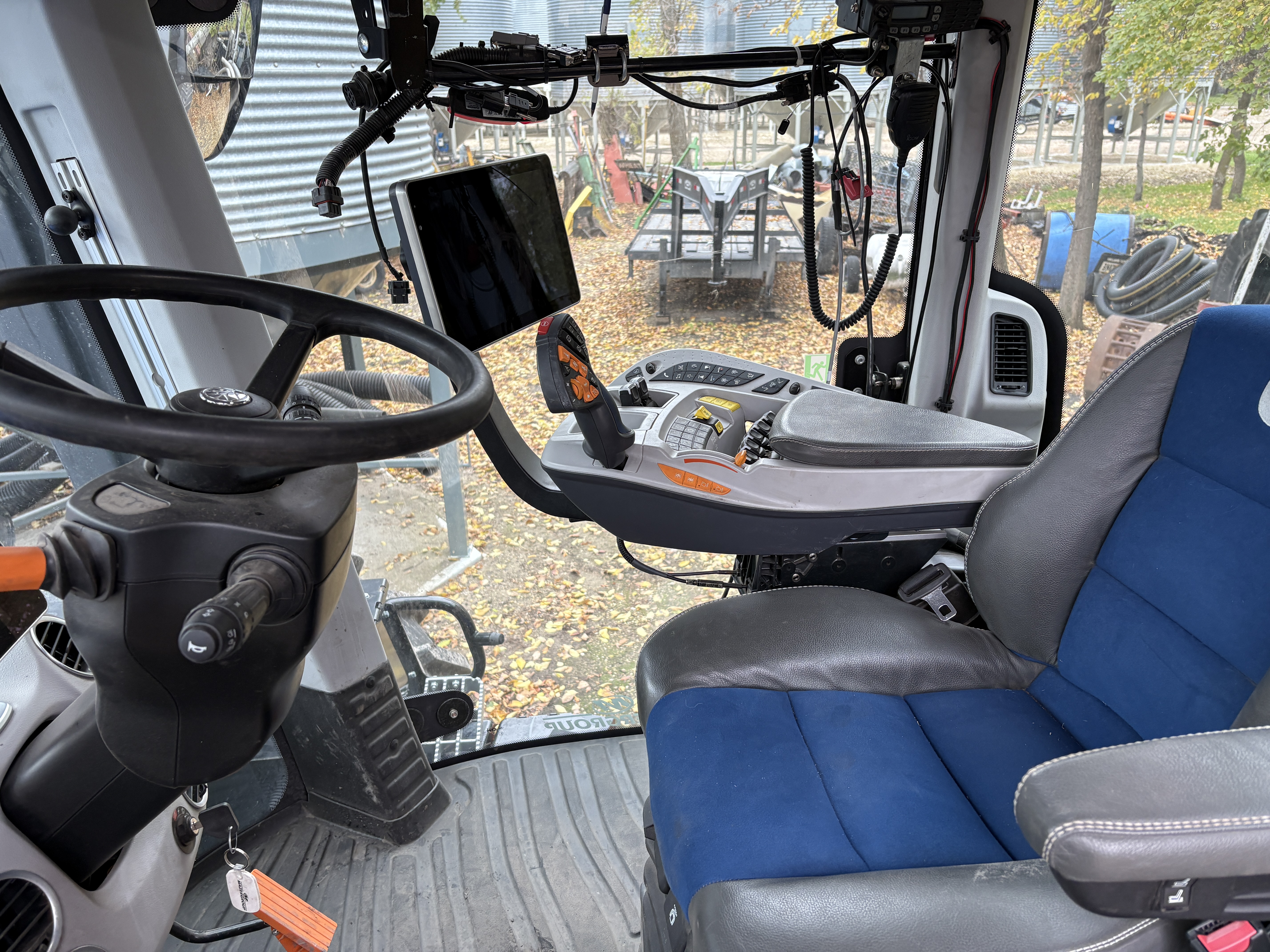 2024 New Holland T9.520 PLMI Tractor 4WD