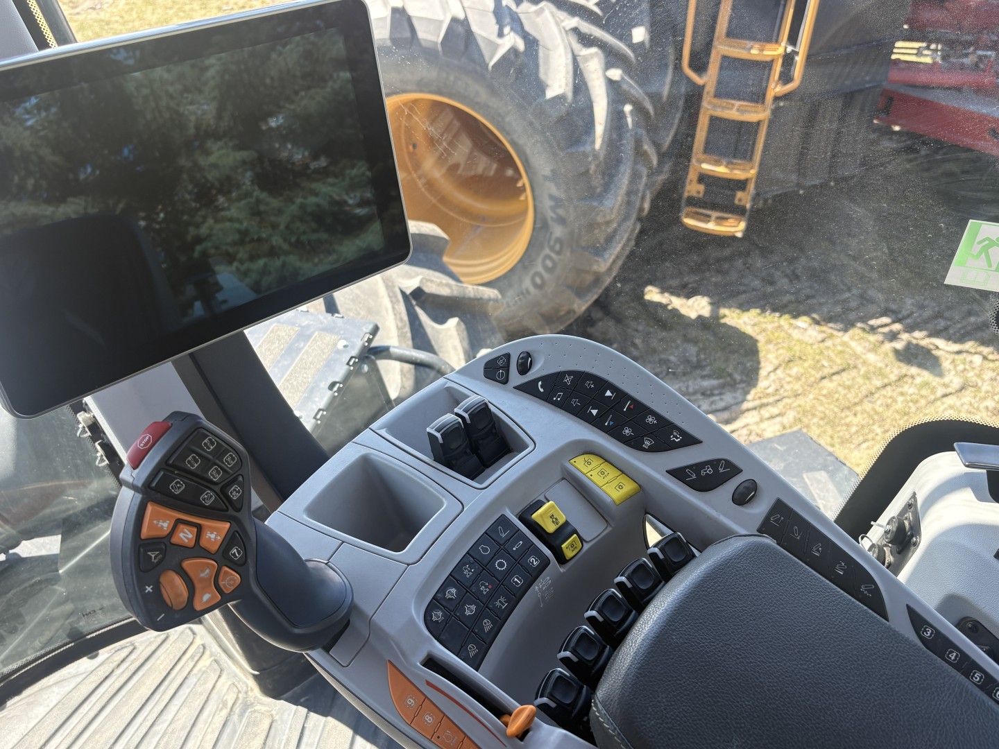 2024 New Holland T9.520 PLMI Tractor 4WD