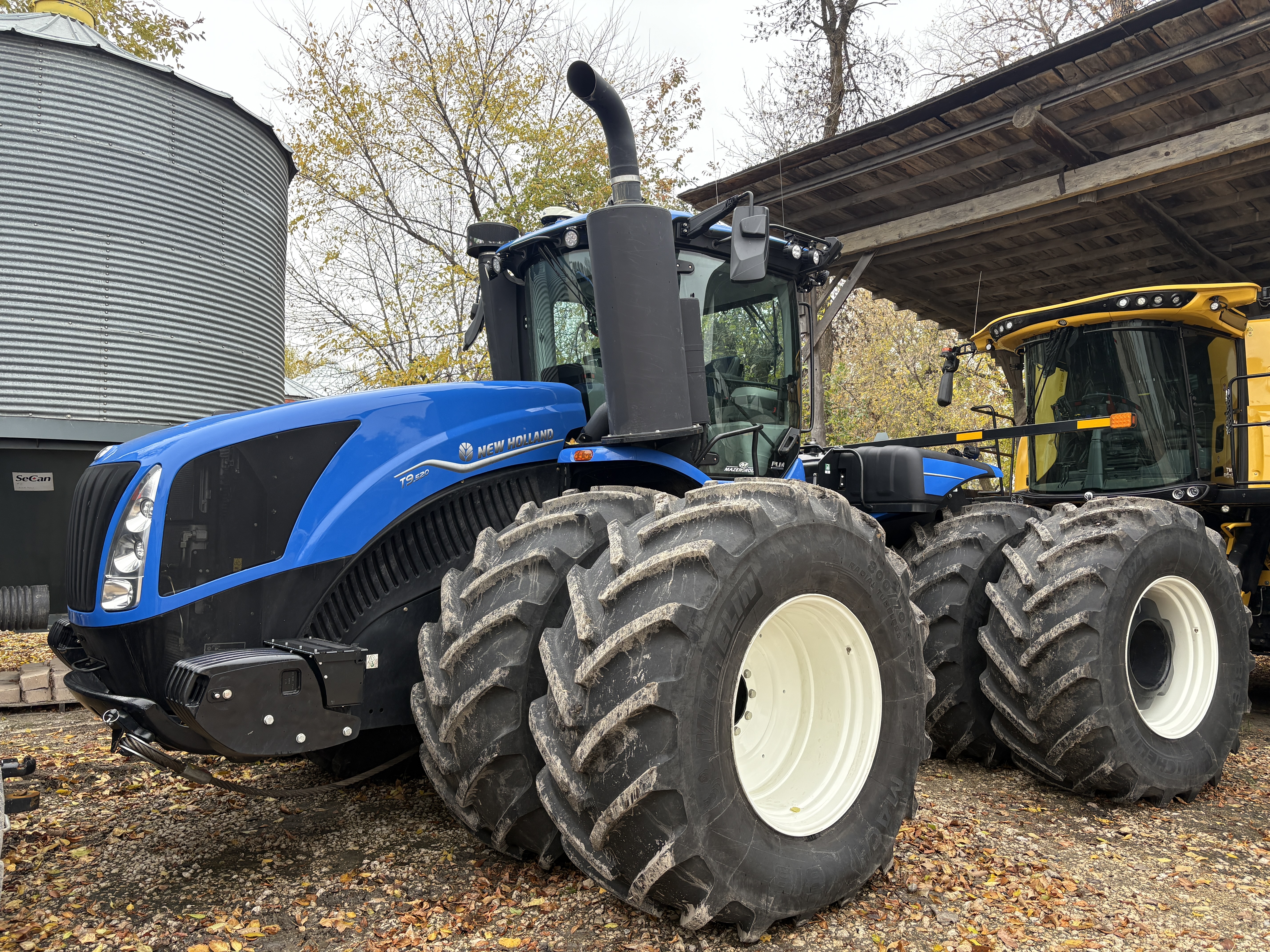 2024 New Holland T9.520 PLMI Tractor 4WD