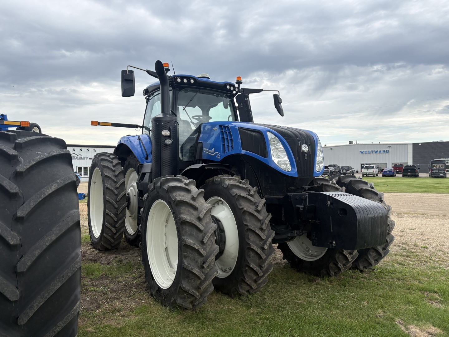 2023 New Holland T8.350 Tractor