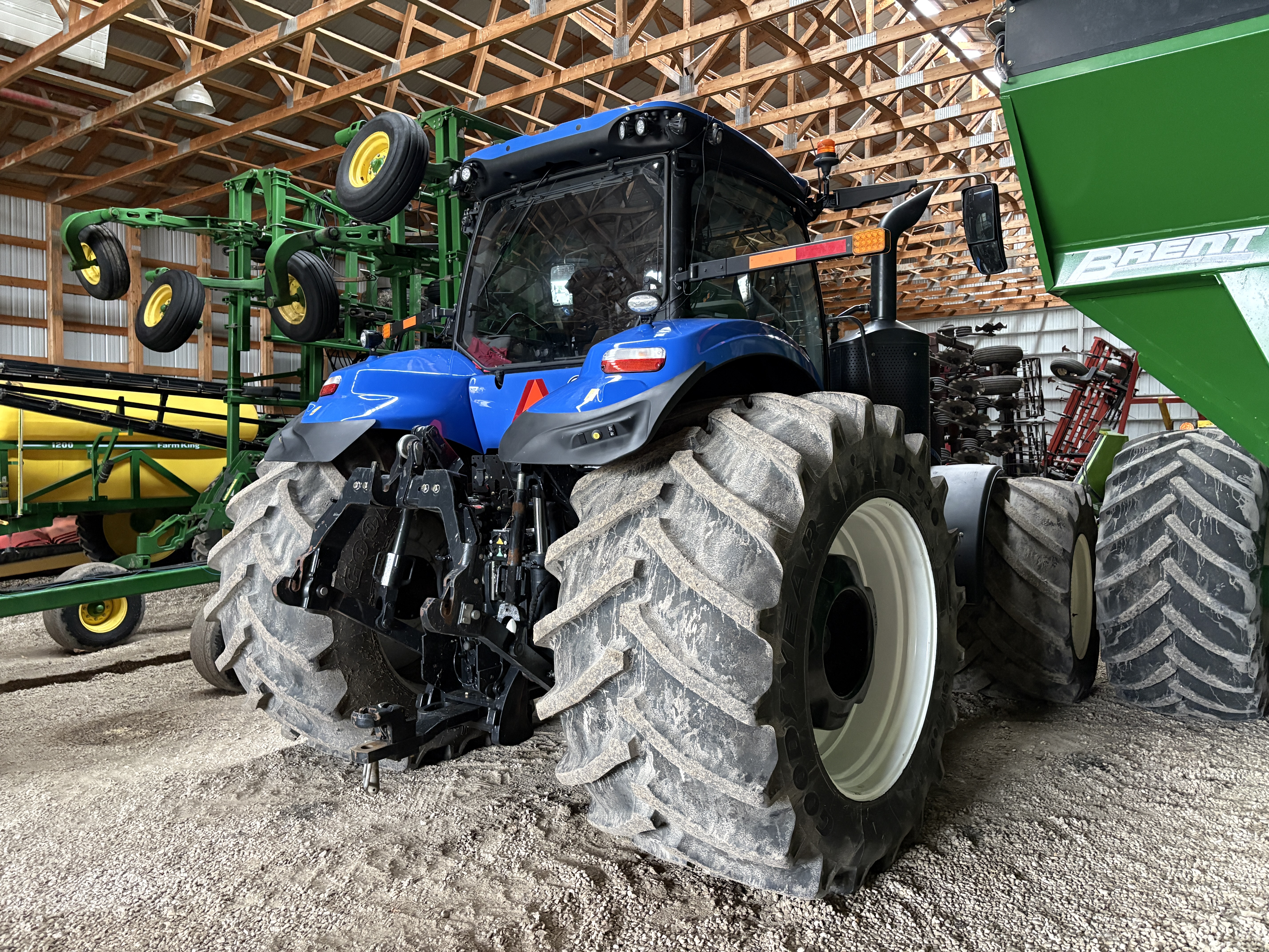 2023 New Holland T8.350 Tractor