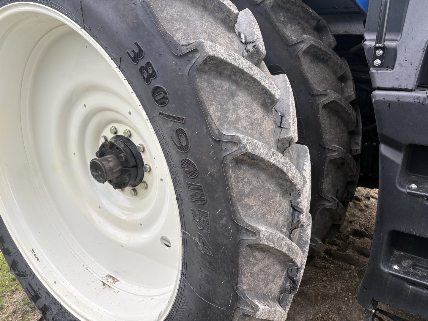 2023 New Holland T8.350 Tractor