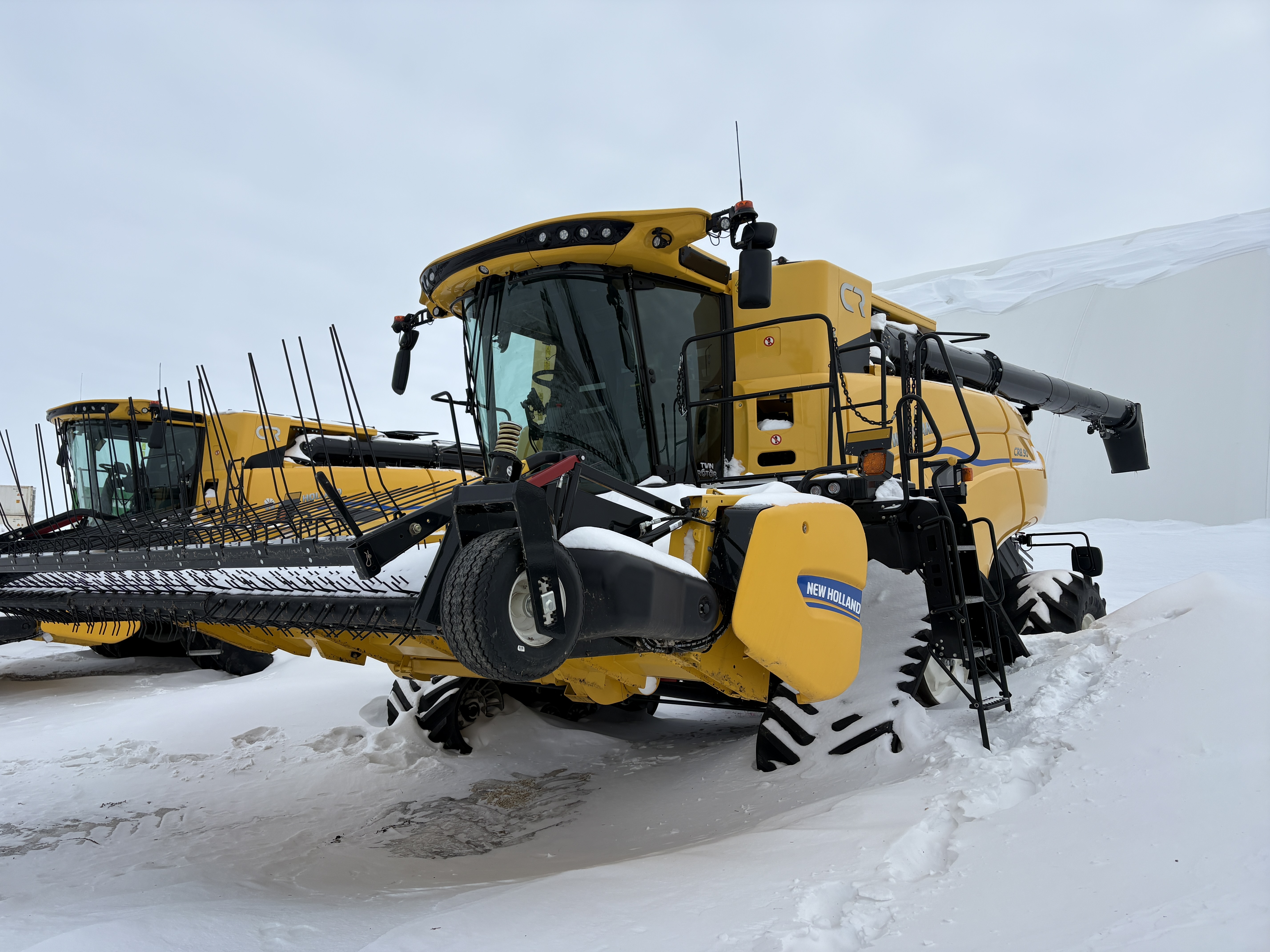 2024 New Holland CR8.90Z Combine