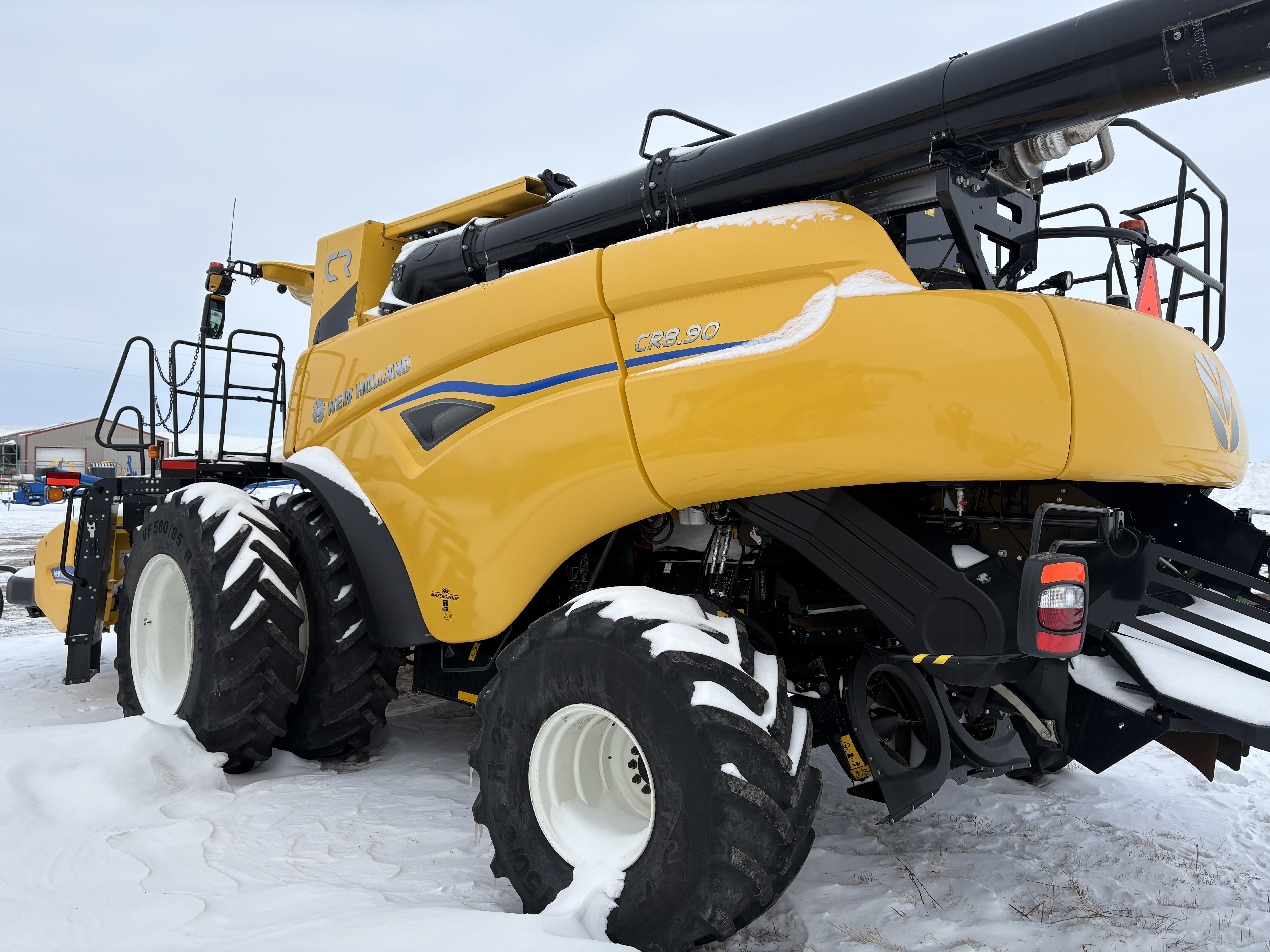 2024 New Holland CR8.90Z Combine