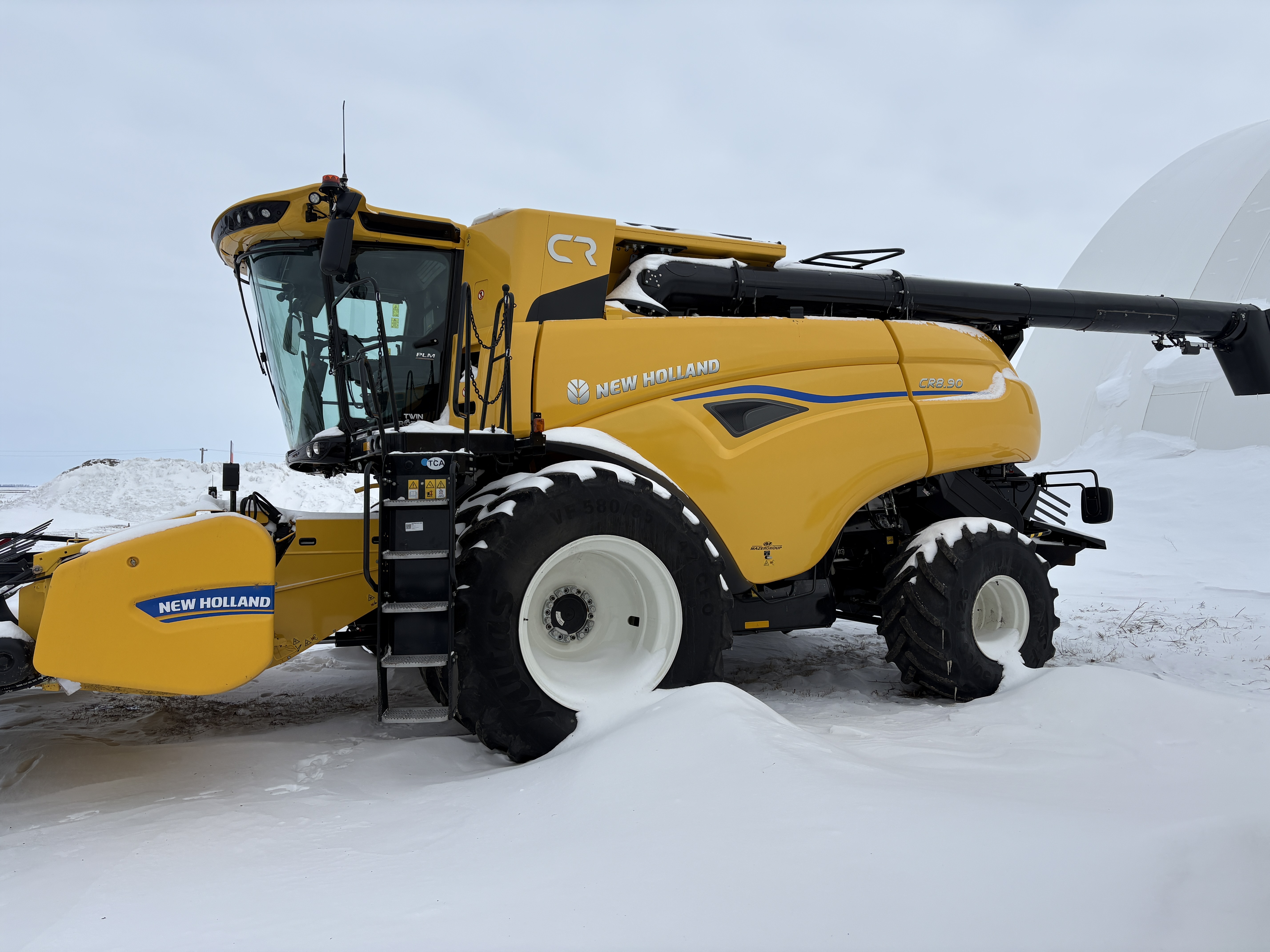2024 New Holland CR8.90Z Combine