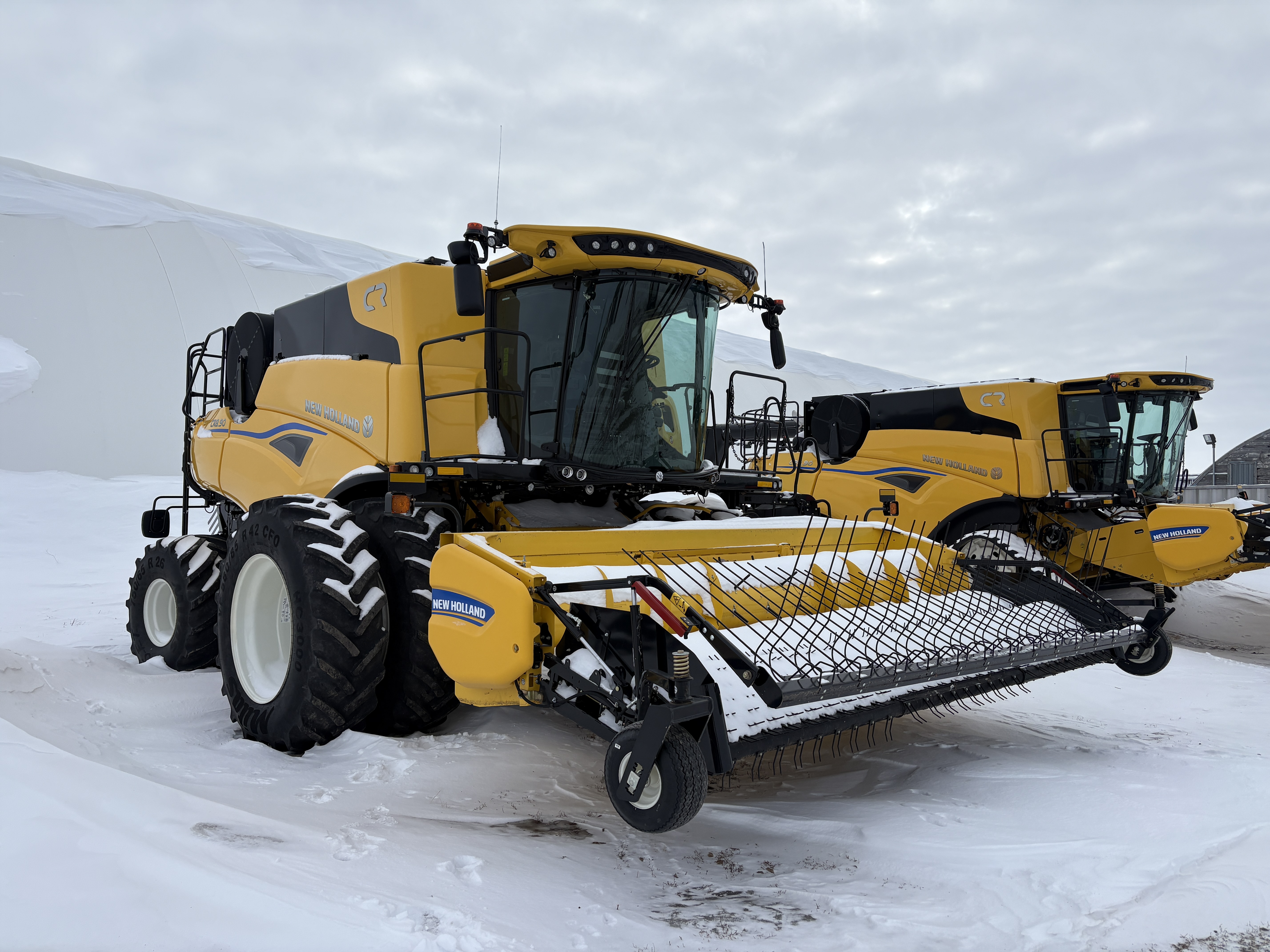 2024 New Holland CR8.90Z Combine