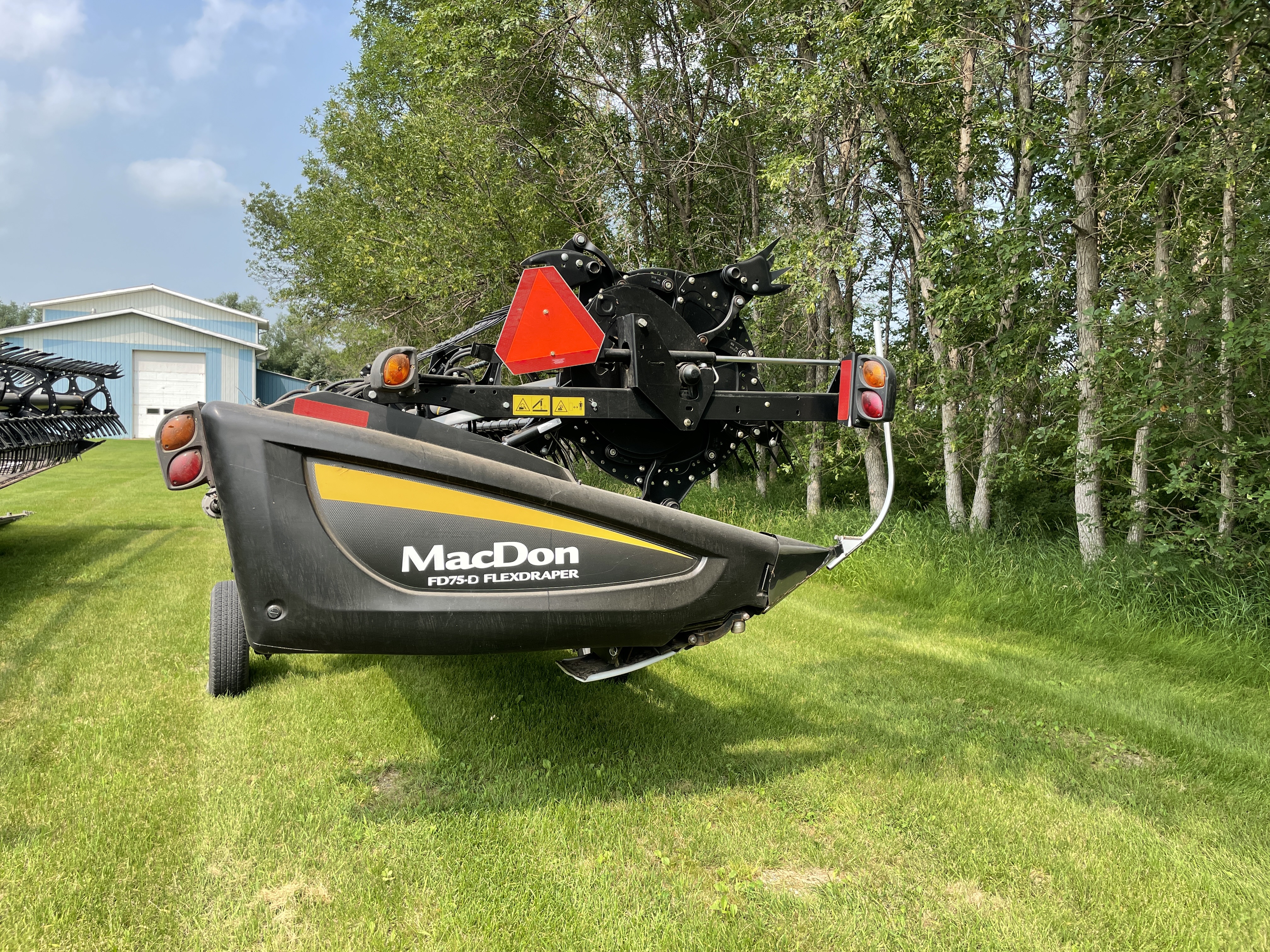 2017 MacDon FD75-40 Header Draper Flex