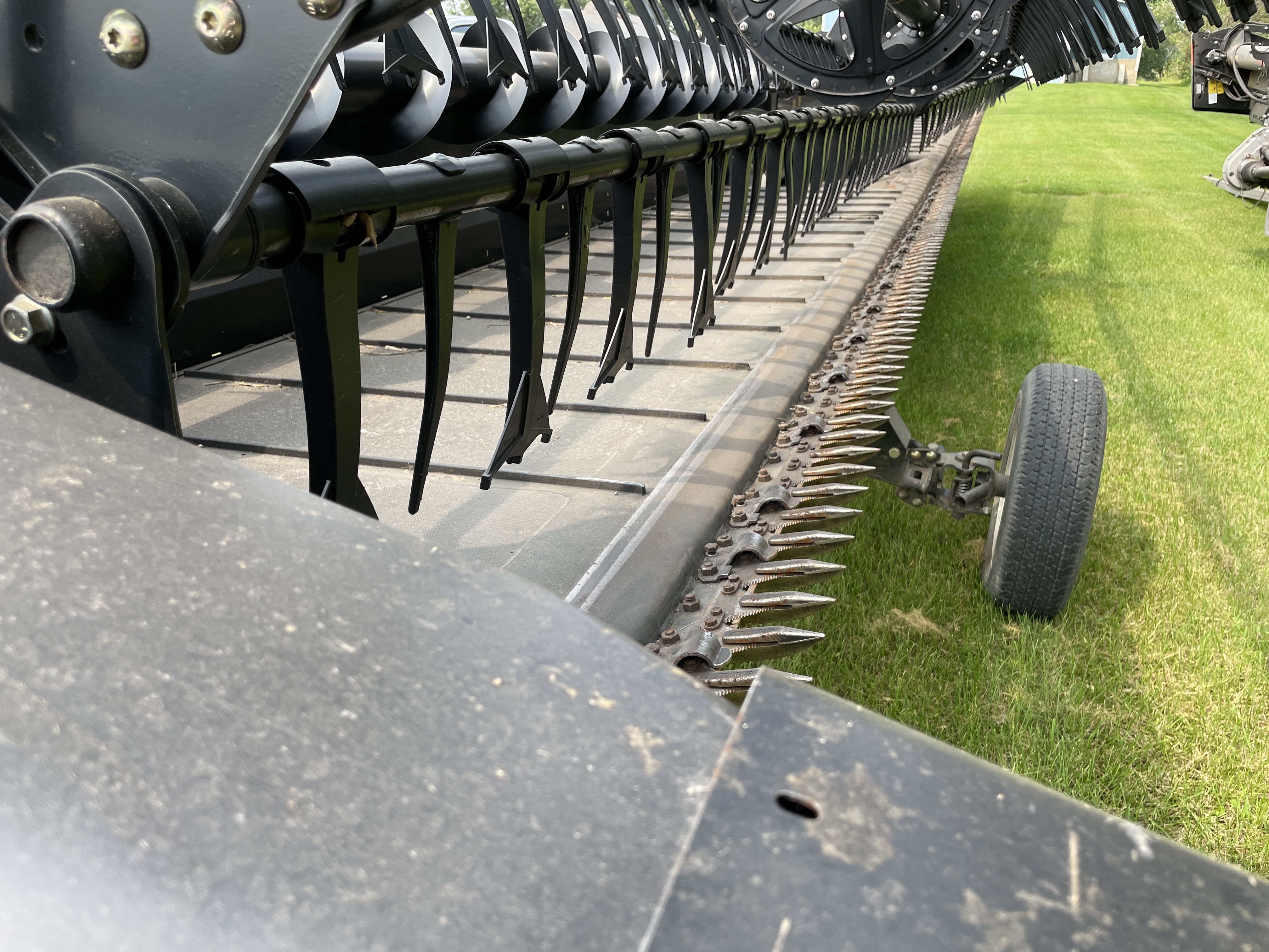 2017 MacDon FD75-40 Header Draper Flex