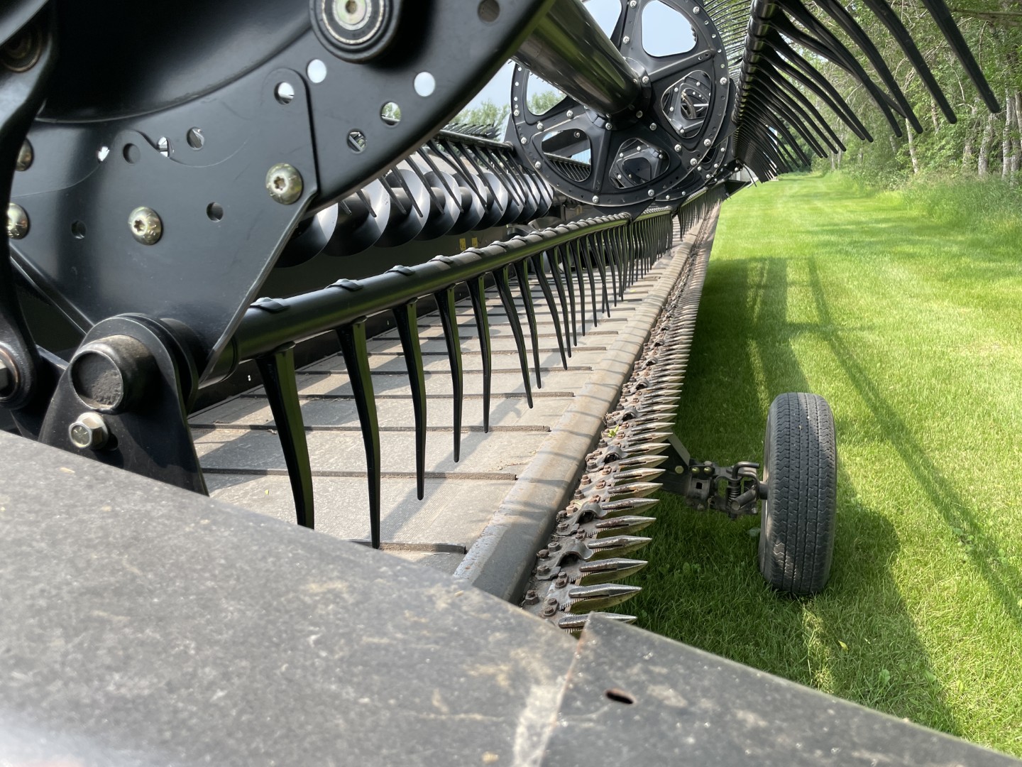 2017 MacDon FD75-40 Header Draper Flex