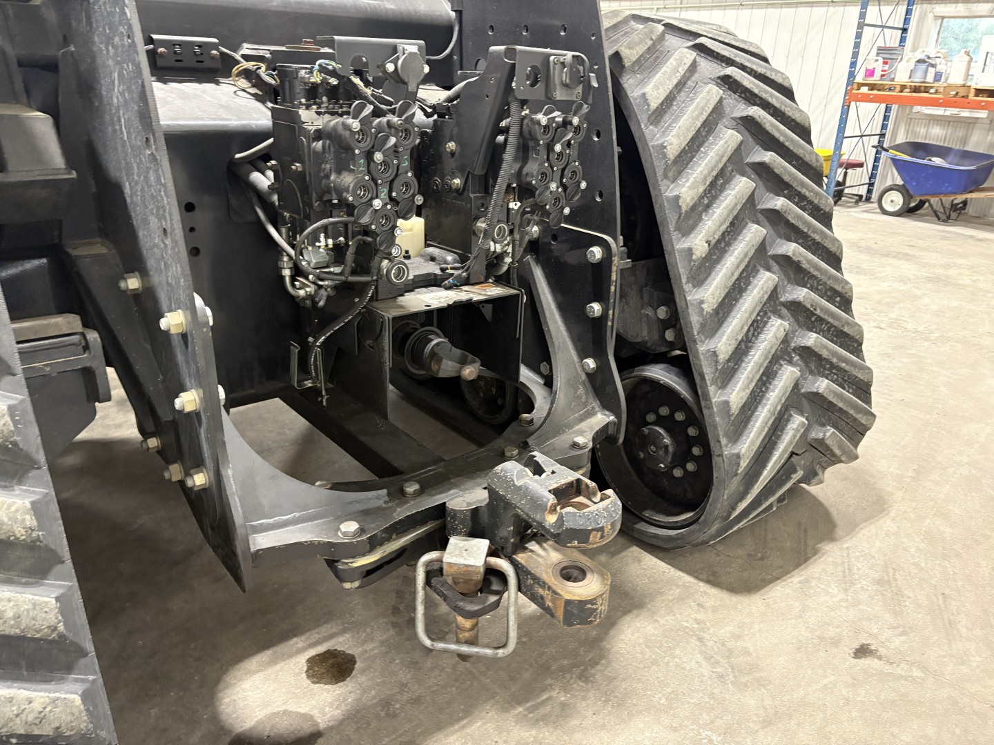 2017 New Holland T9.645 Tractor Rubber Track