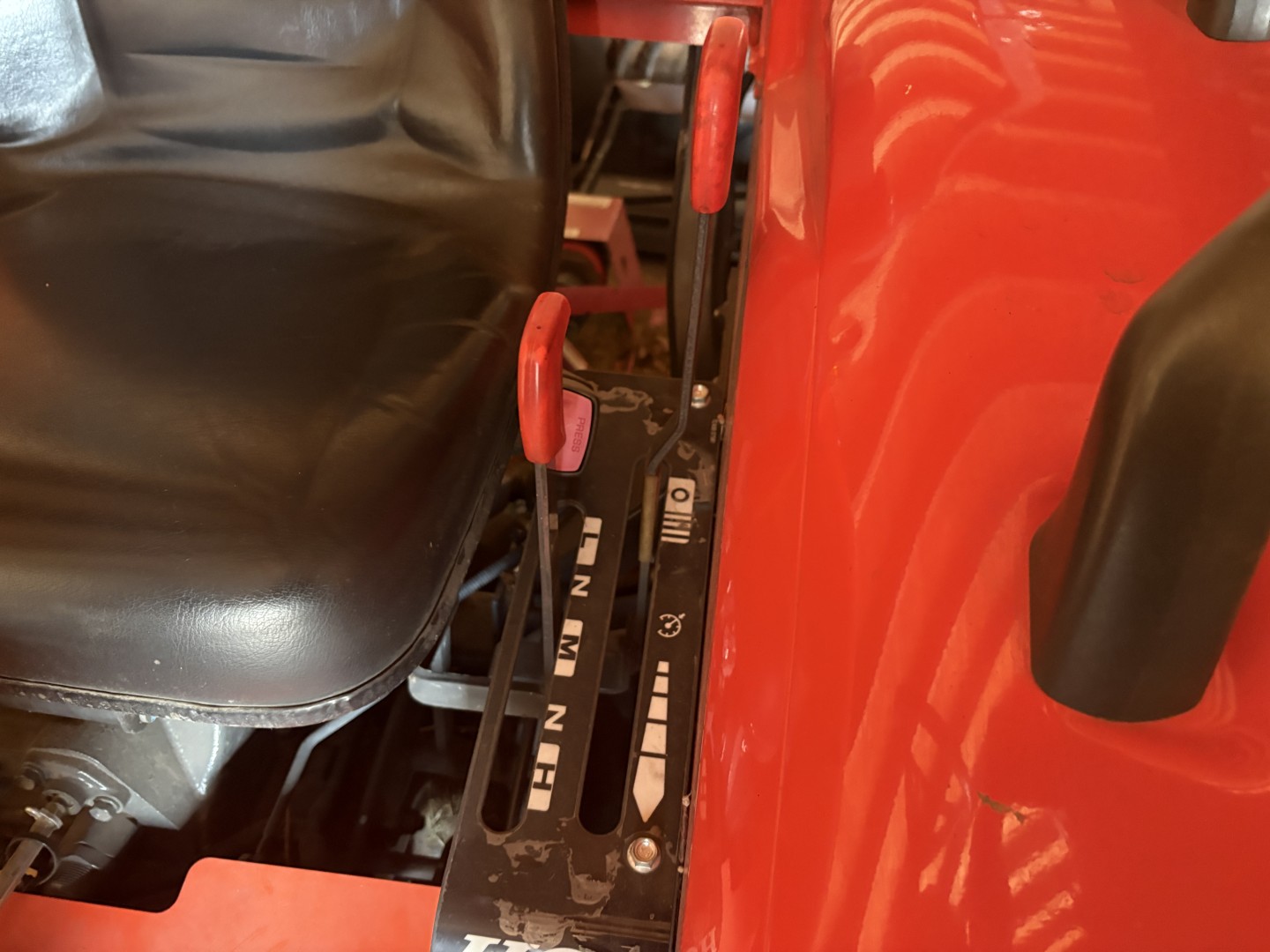 2012 Kubota L4600 Tractor Compact
