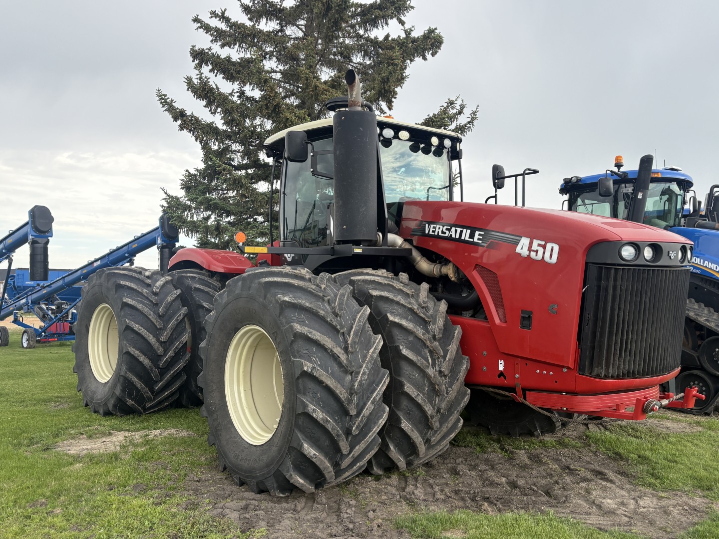 2012 Versatile 450 Tractor 4WD