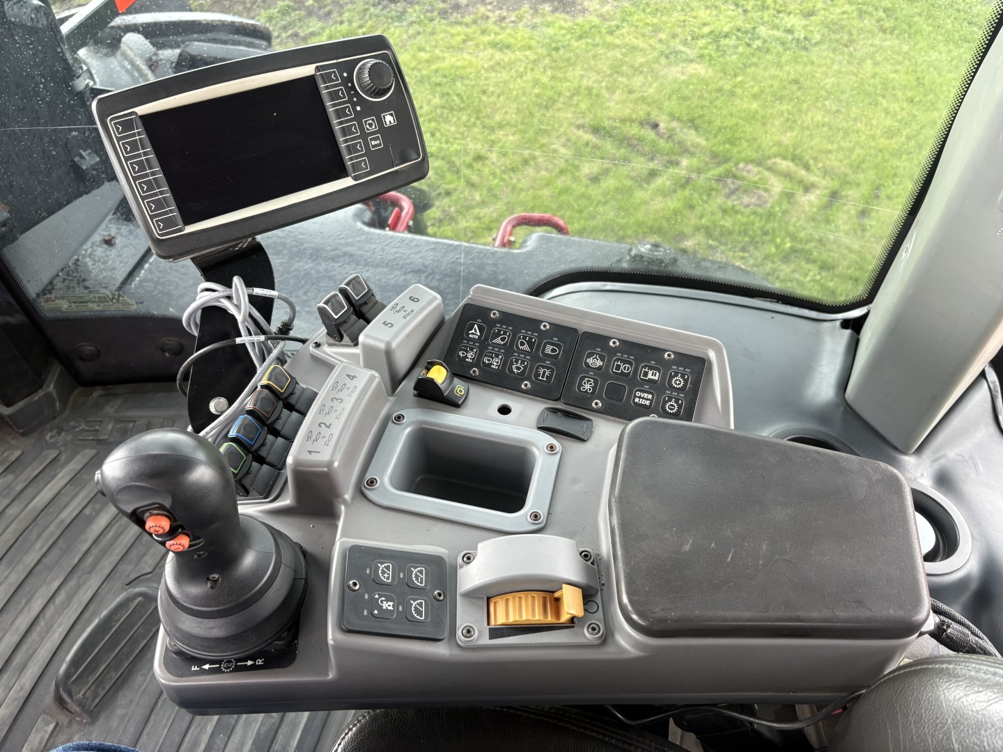 2012 Versatile 450 Tractor 4WD