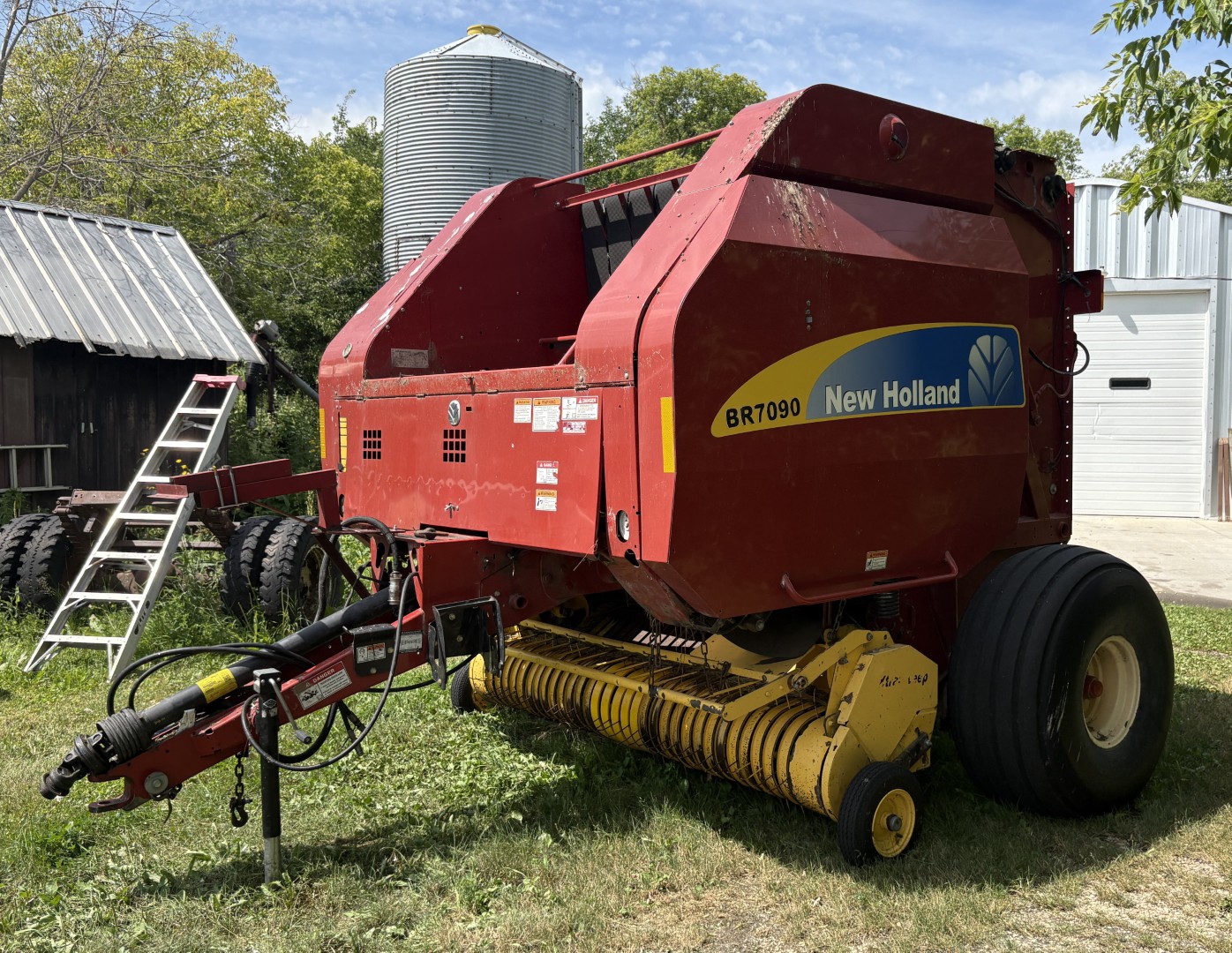 2011 New Holland BR7090 Baler/Round