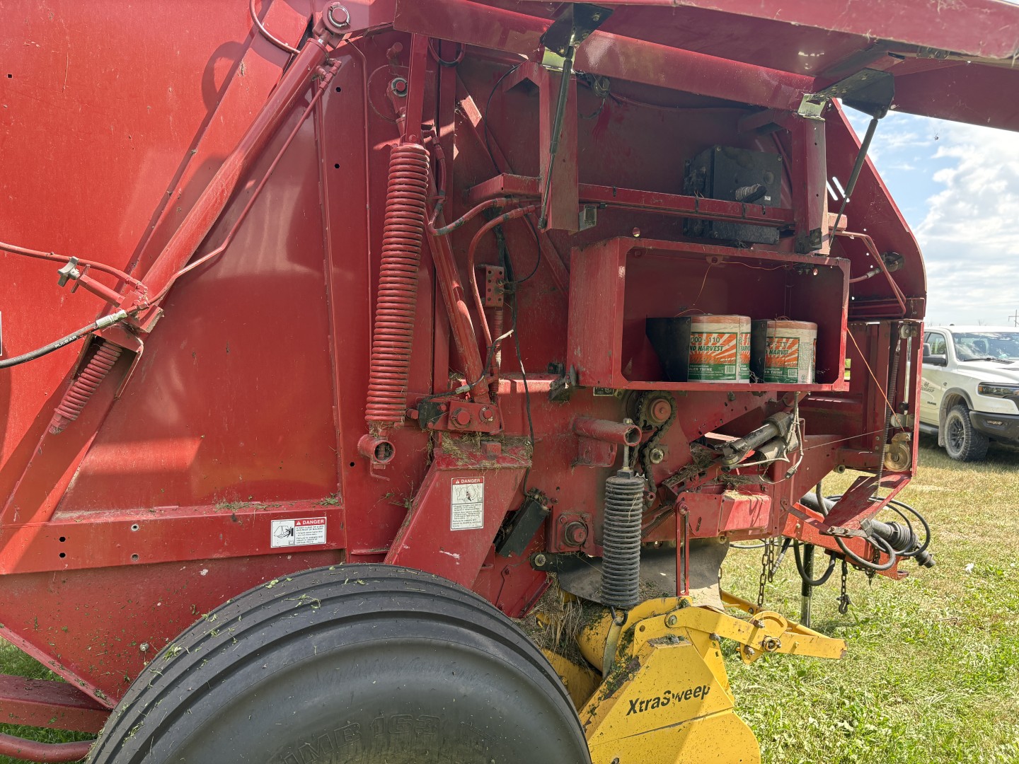 2011 New Holland BR7090 Baler/Round