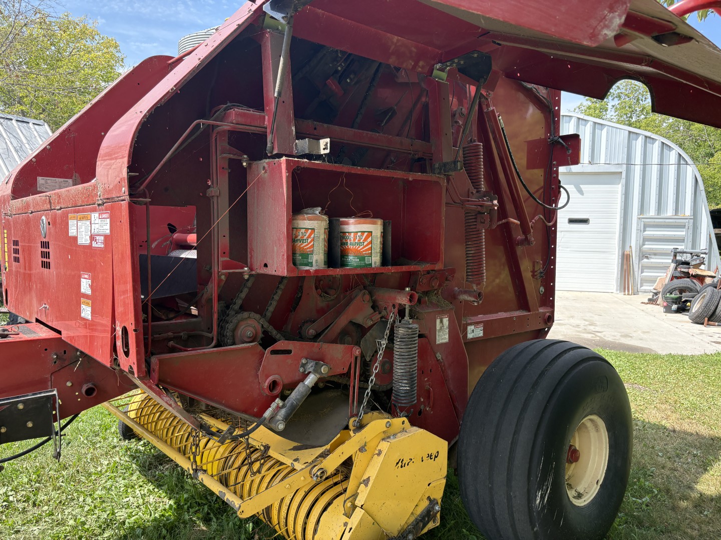 2011 New Holland BR7090 Baler/Round