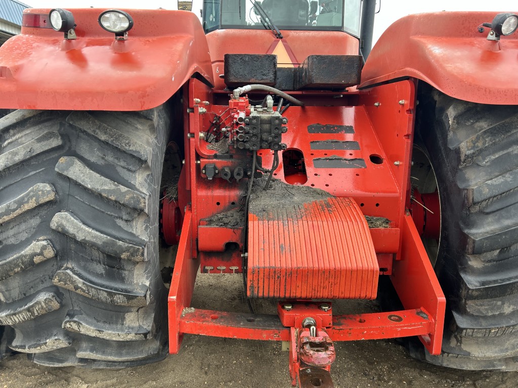 2006 Versatile 435 Tractor 4WD