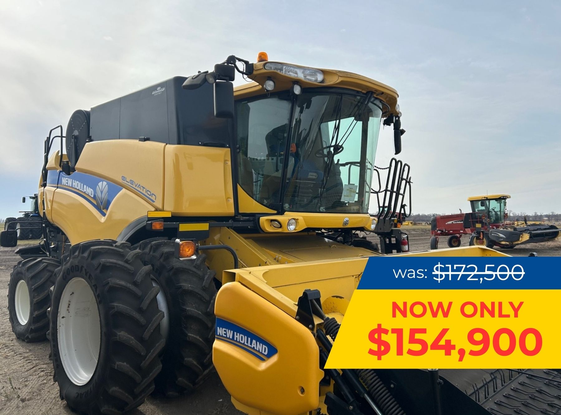 2014 New Holland CX8080 Combine