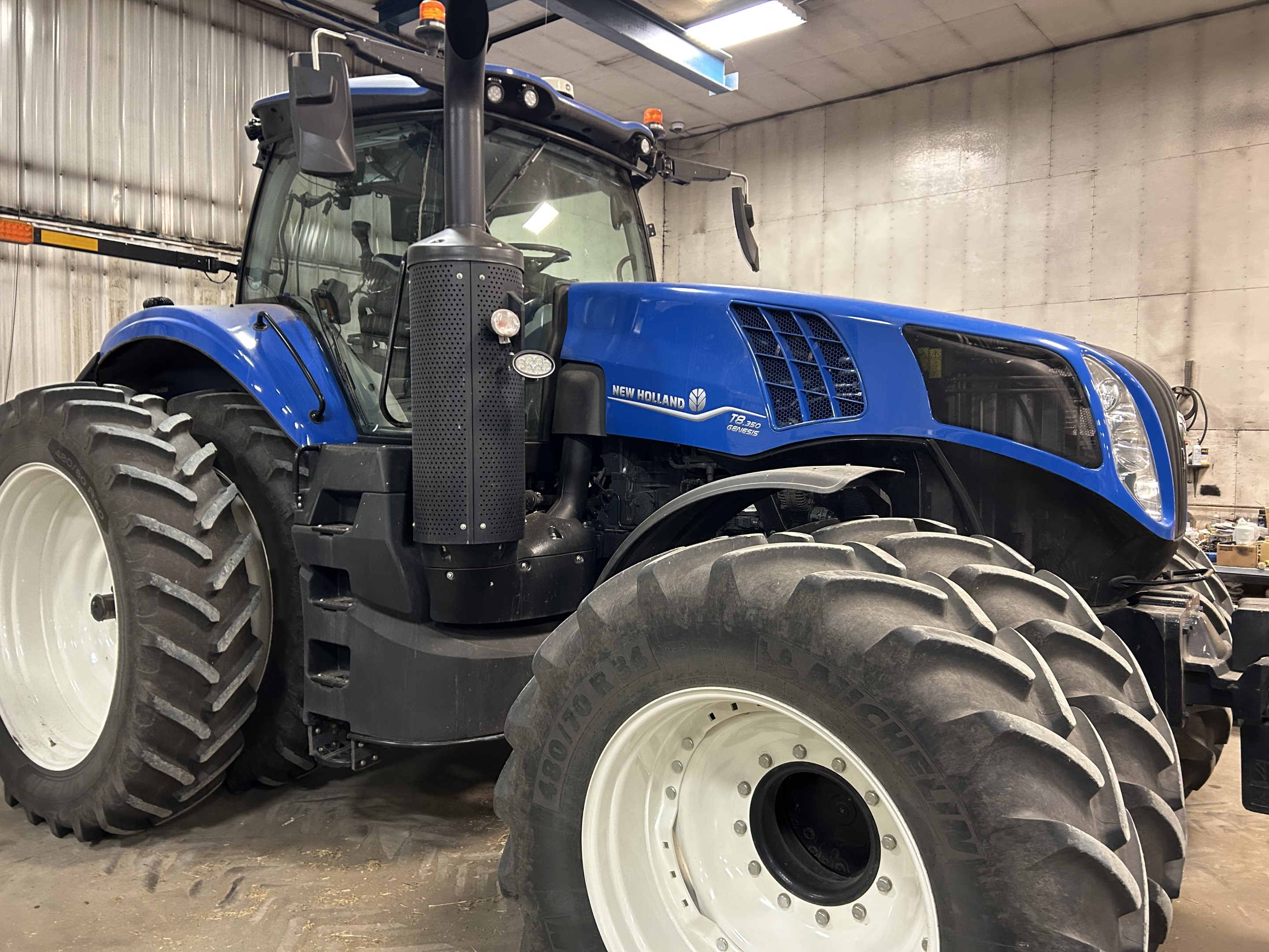 2022 New Holland T8.350 Tractor