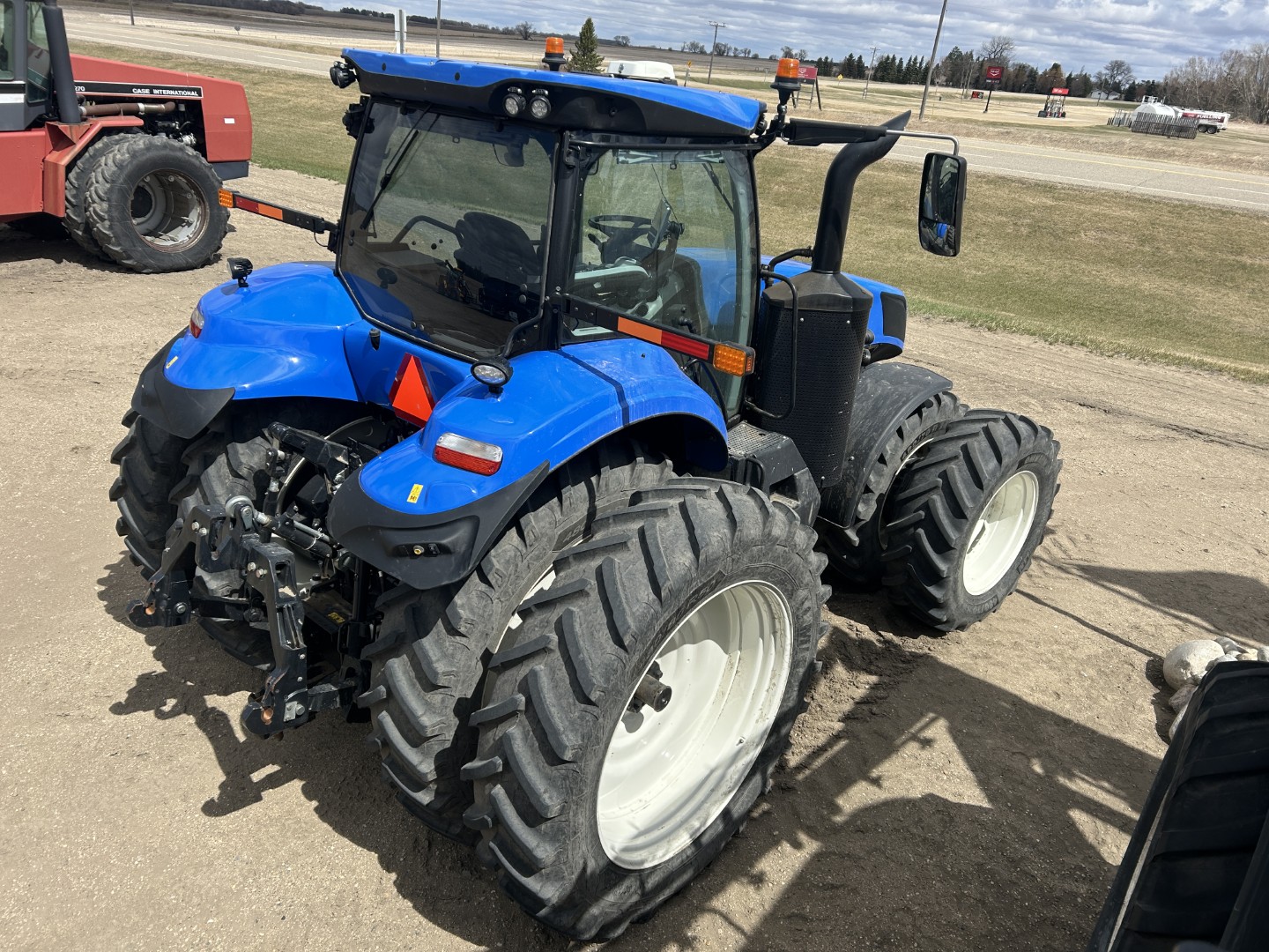2022 New Holland T8.350 Tractor