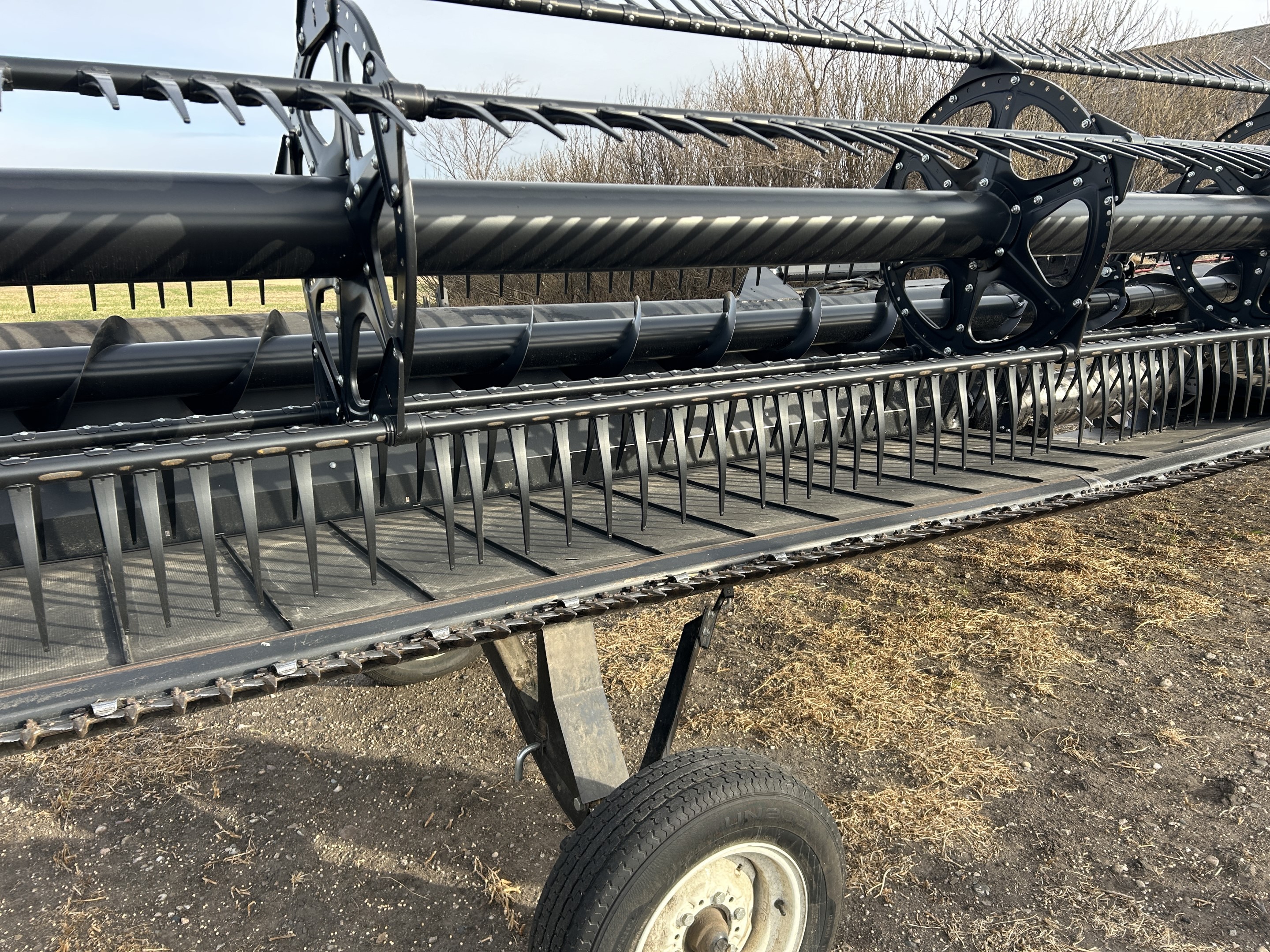 2021 MacDon FD140 Header Draper Flex