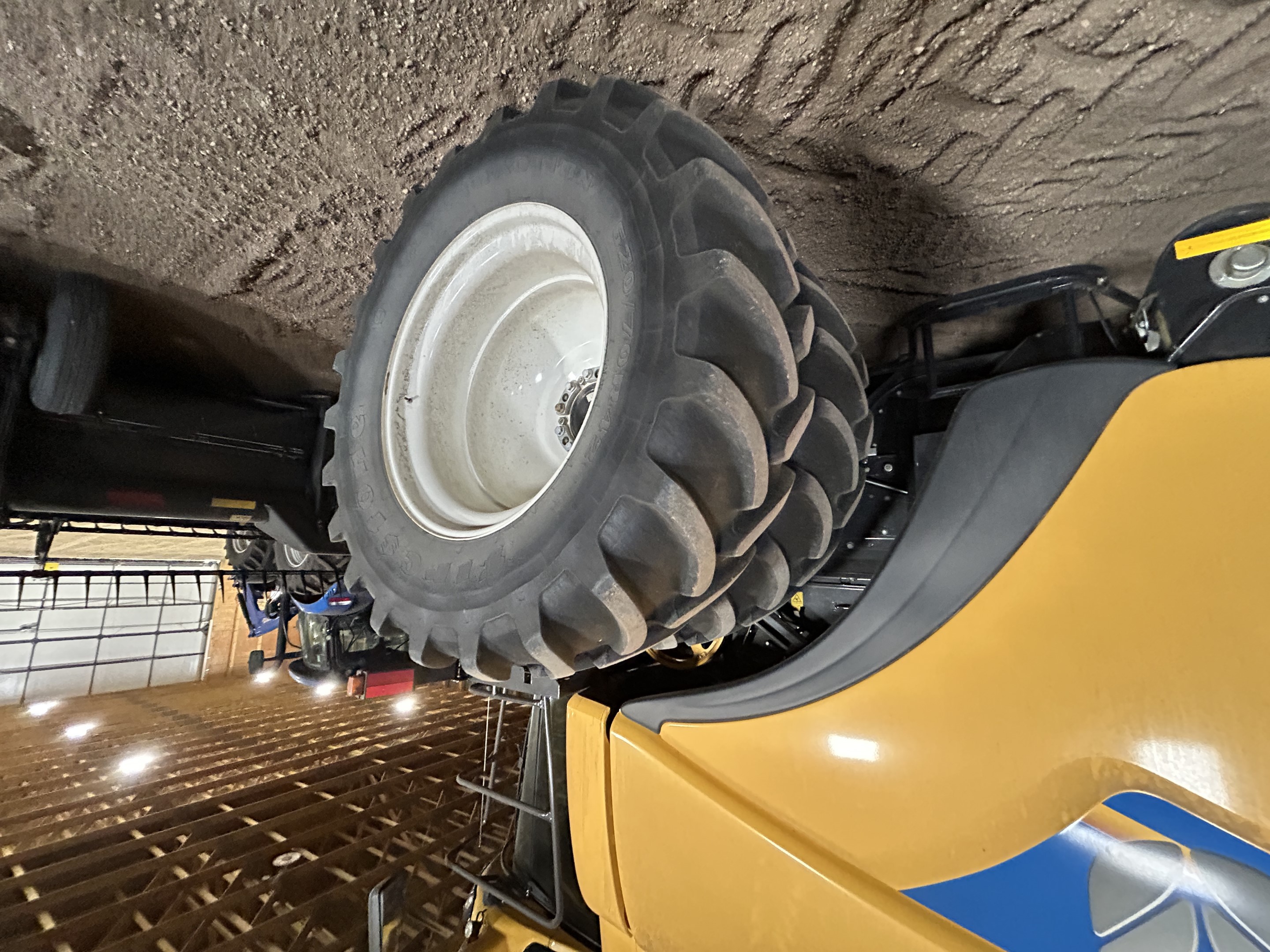 2022 New Holland CX8.80 Combine