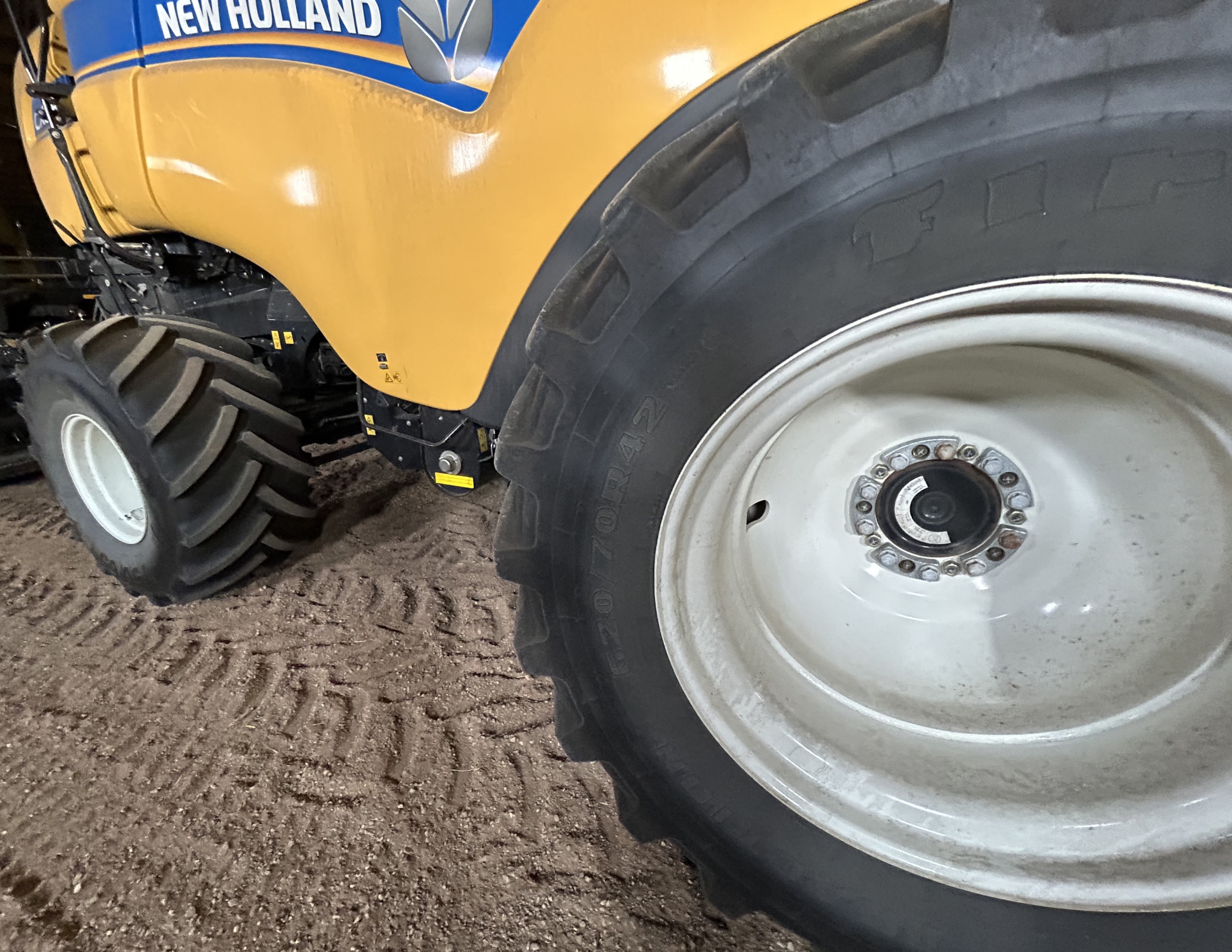 2022 New Holland CX8.80 Combine