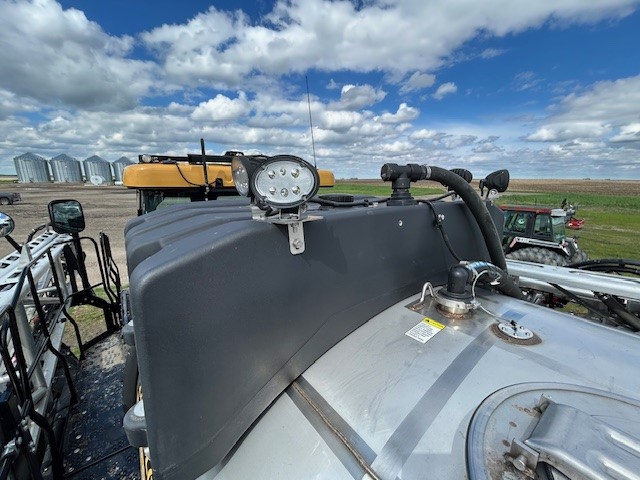 2022 RoGator RG1100C Sprayer/High Clearance