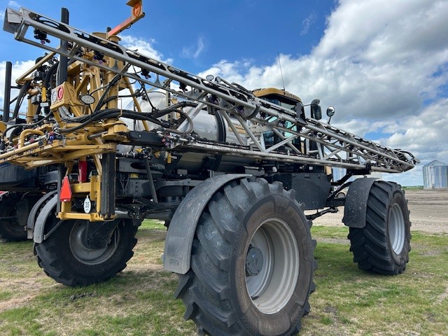 2022 RoGator RG1100C Sprayer/High Clearance