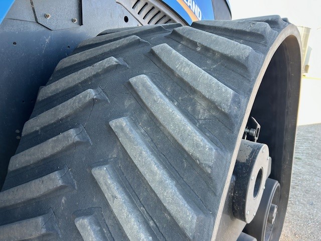 2018 New Holland T9.600 Tractor Rubber Track