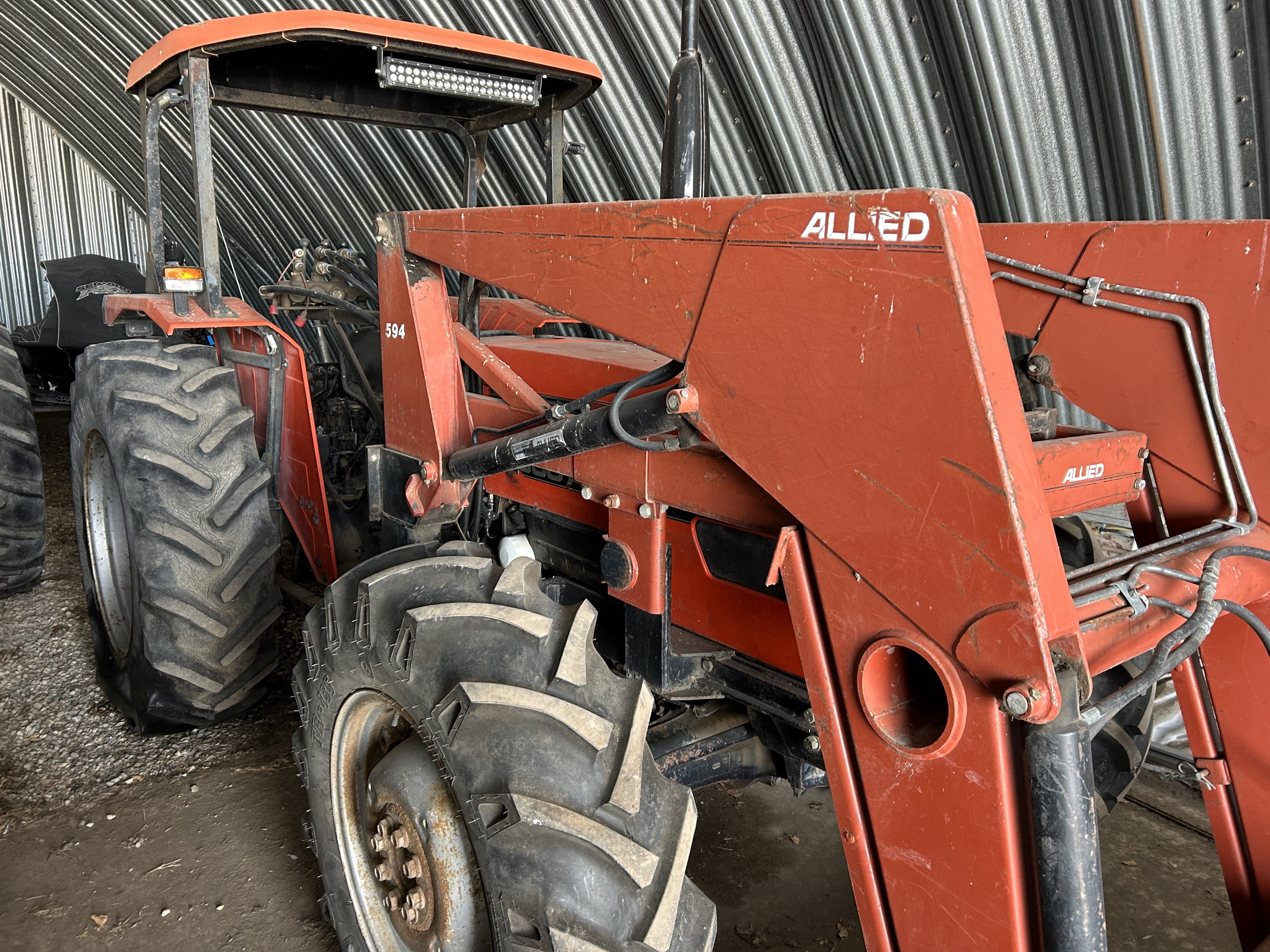 1991 AGCO ALLIS 5670 Tractor