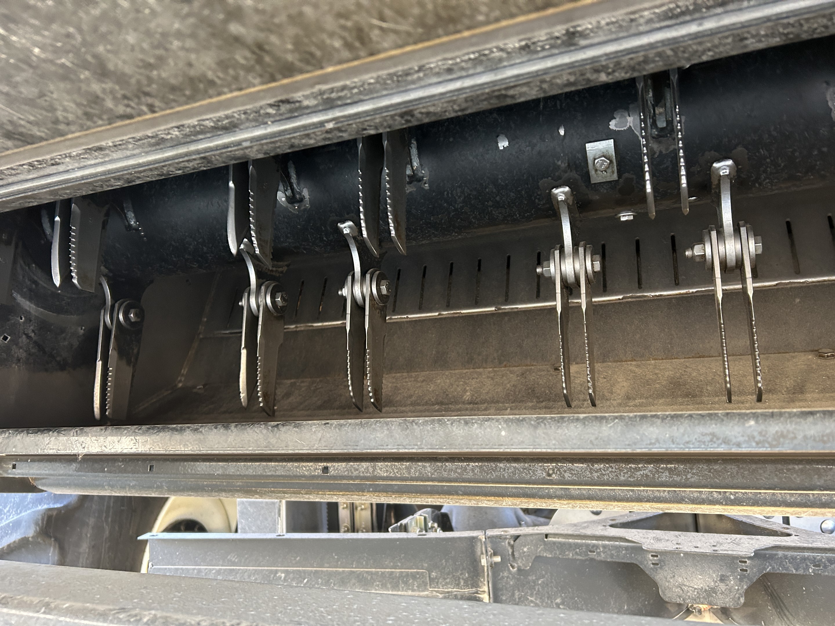 2024 New Holland CR9.90Z Combine