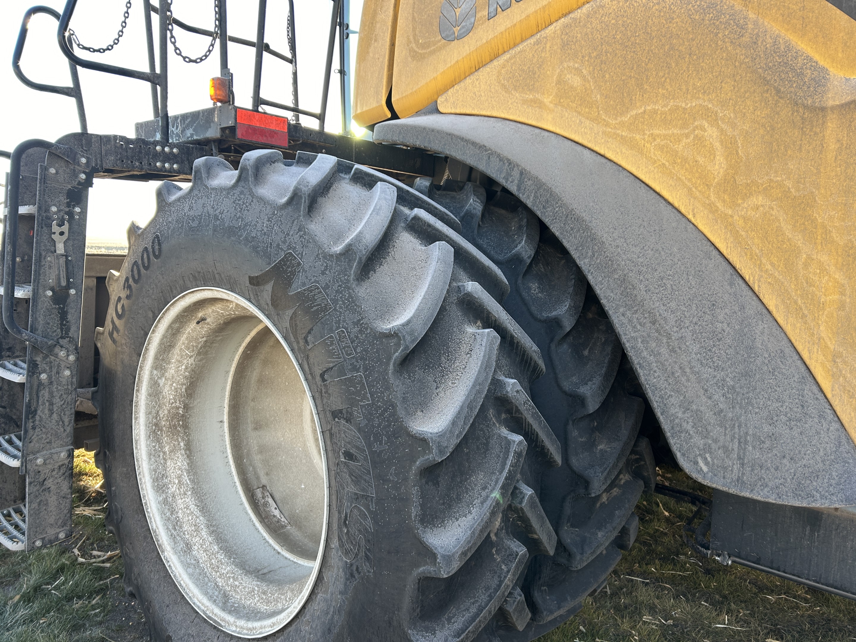 2024 New Holland CR9.90Z Combine