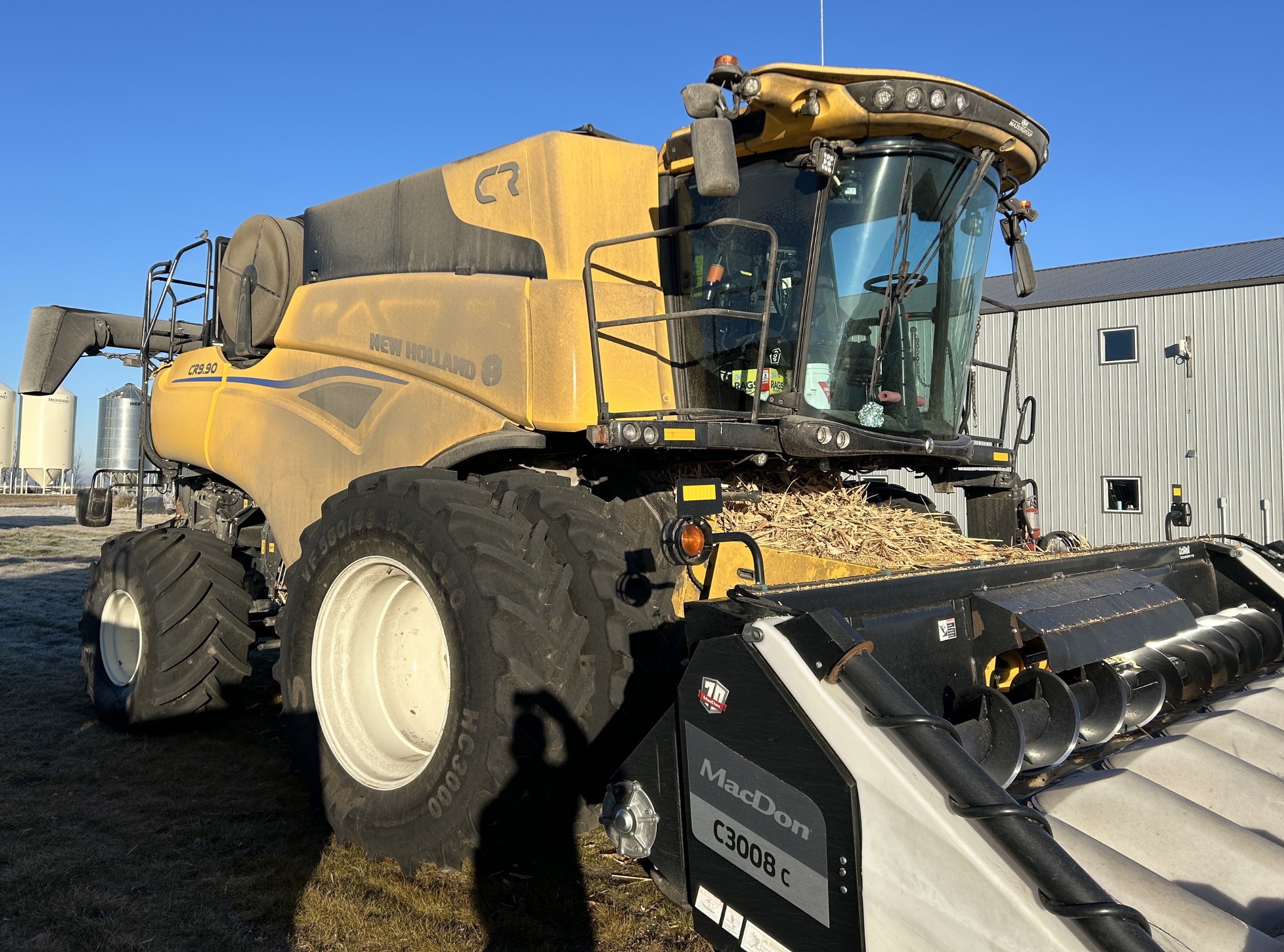 2024 New Holland CR9.90Z Combine