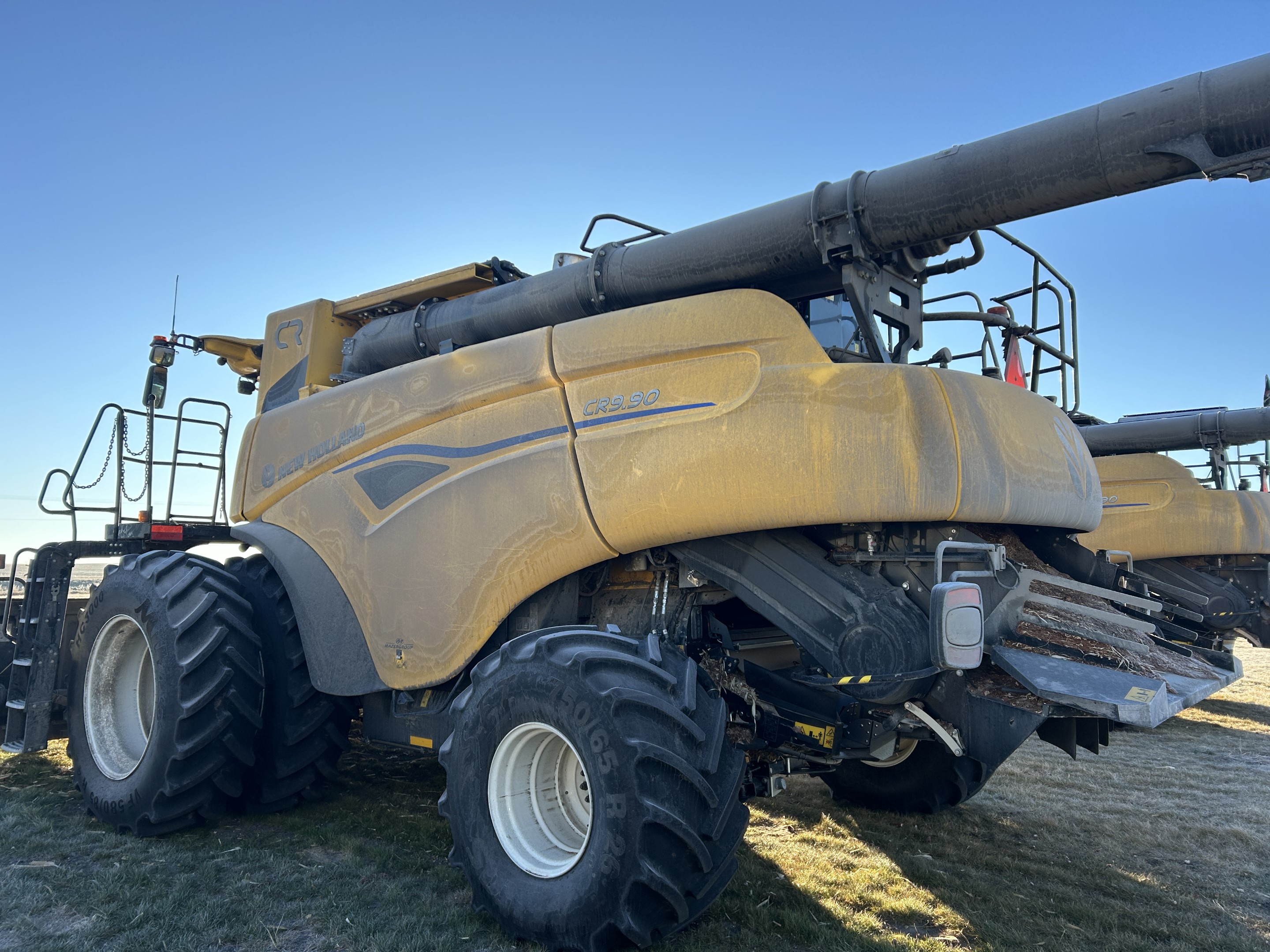 2024 New Holland CR9.90Z Combine
