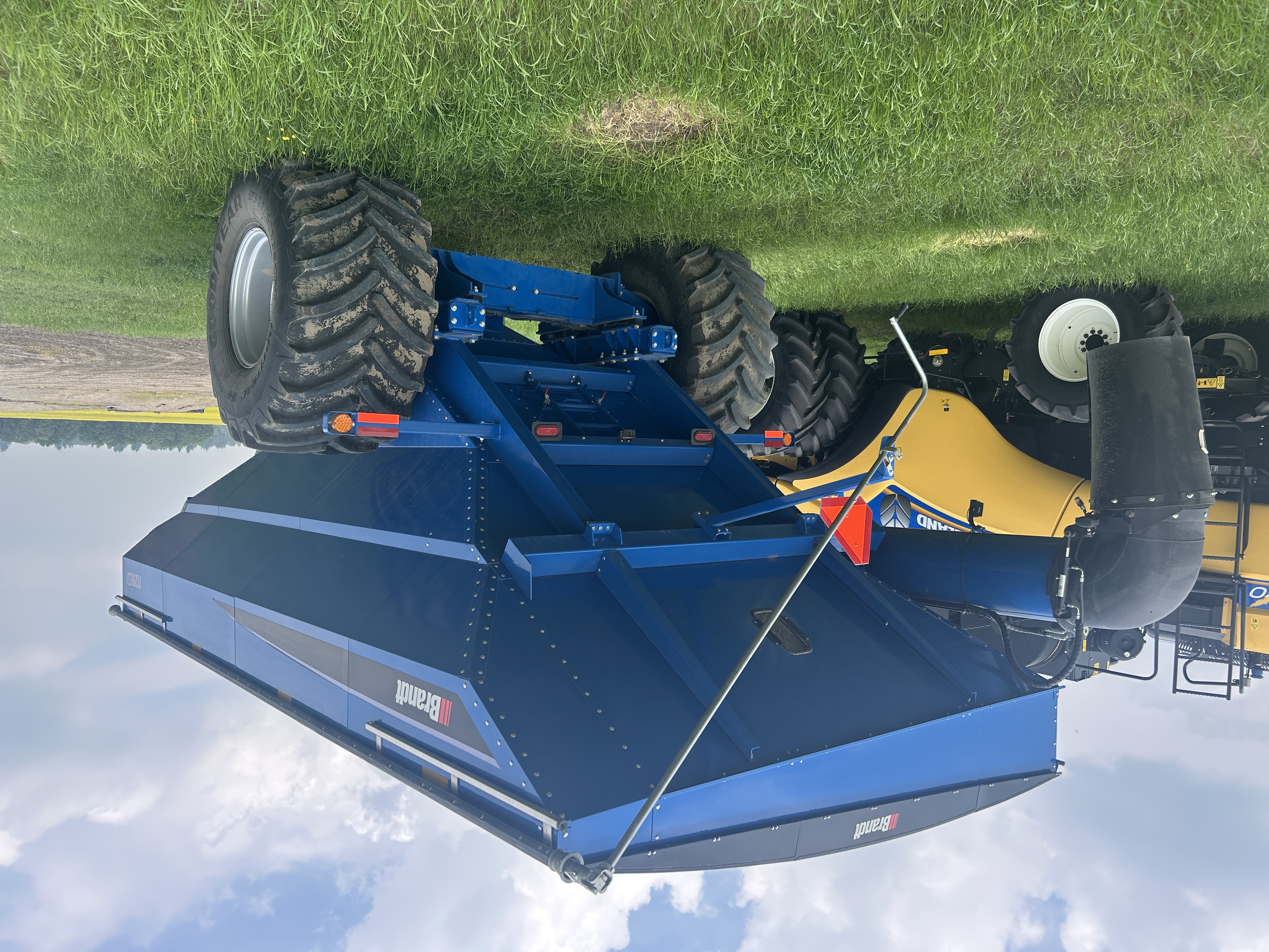 Sixth image Model Thumbnail